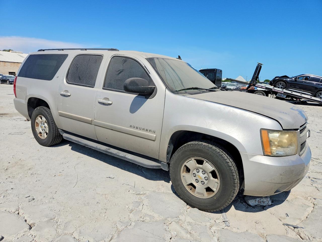 2008 Chevrolet Suburban C1500 Ls Tan vin: 1GNFC16028R236520
