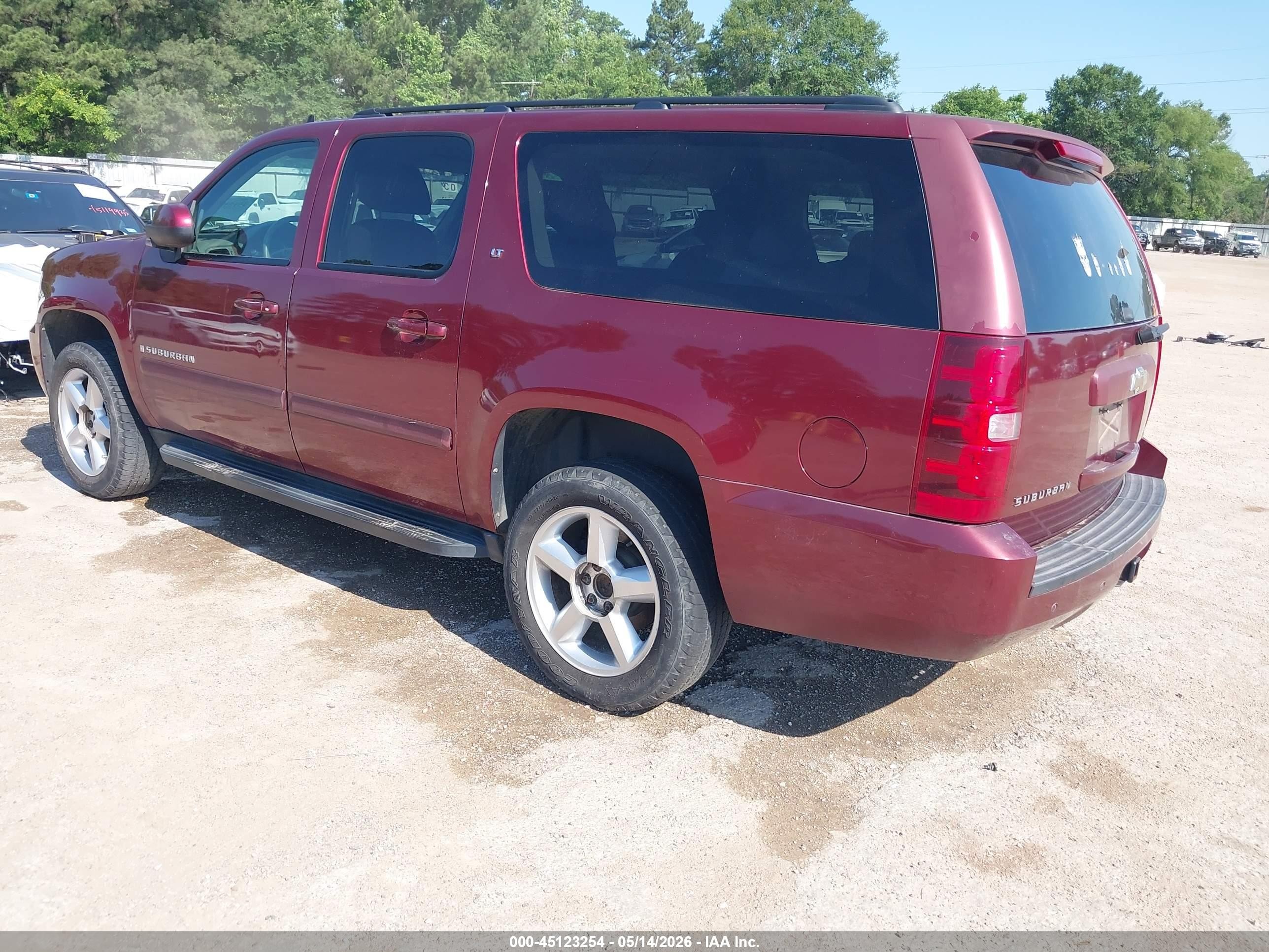 2008 Chevrolet Suburban 1500 Lt Burgundy vin: 1GNFC16038R173735