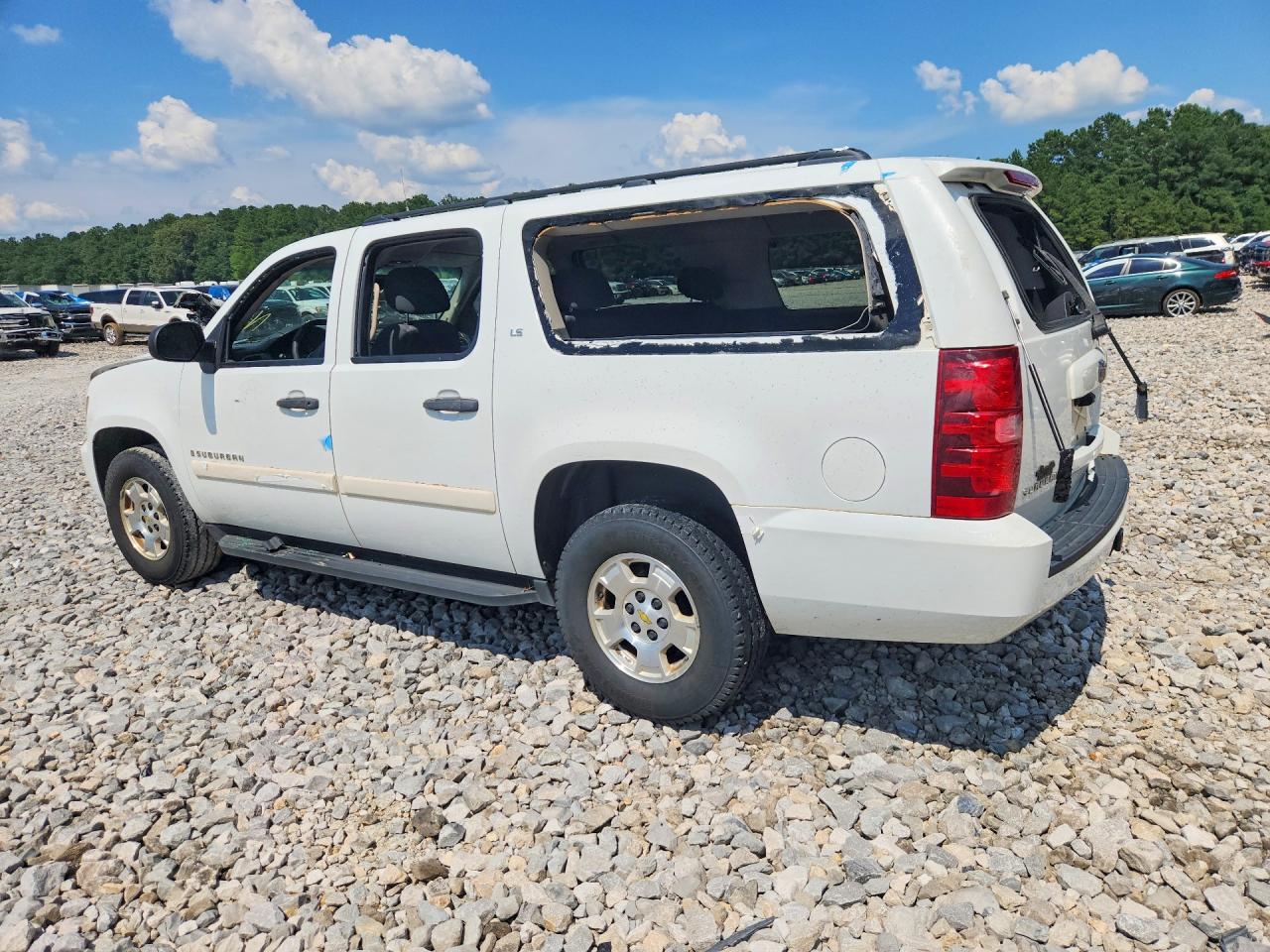 2009 Chevrolet Suburban C1500 Ls White vin: 1GNFC16049R182025