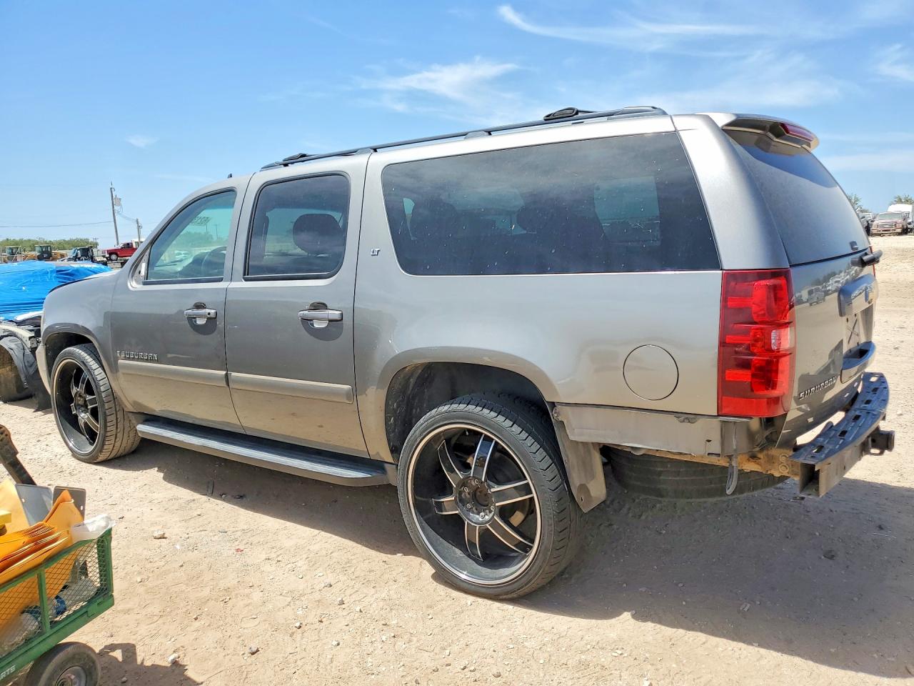 2007 Chevrolet Suburban C1500 Tan vin: 1GNFC16057J346975