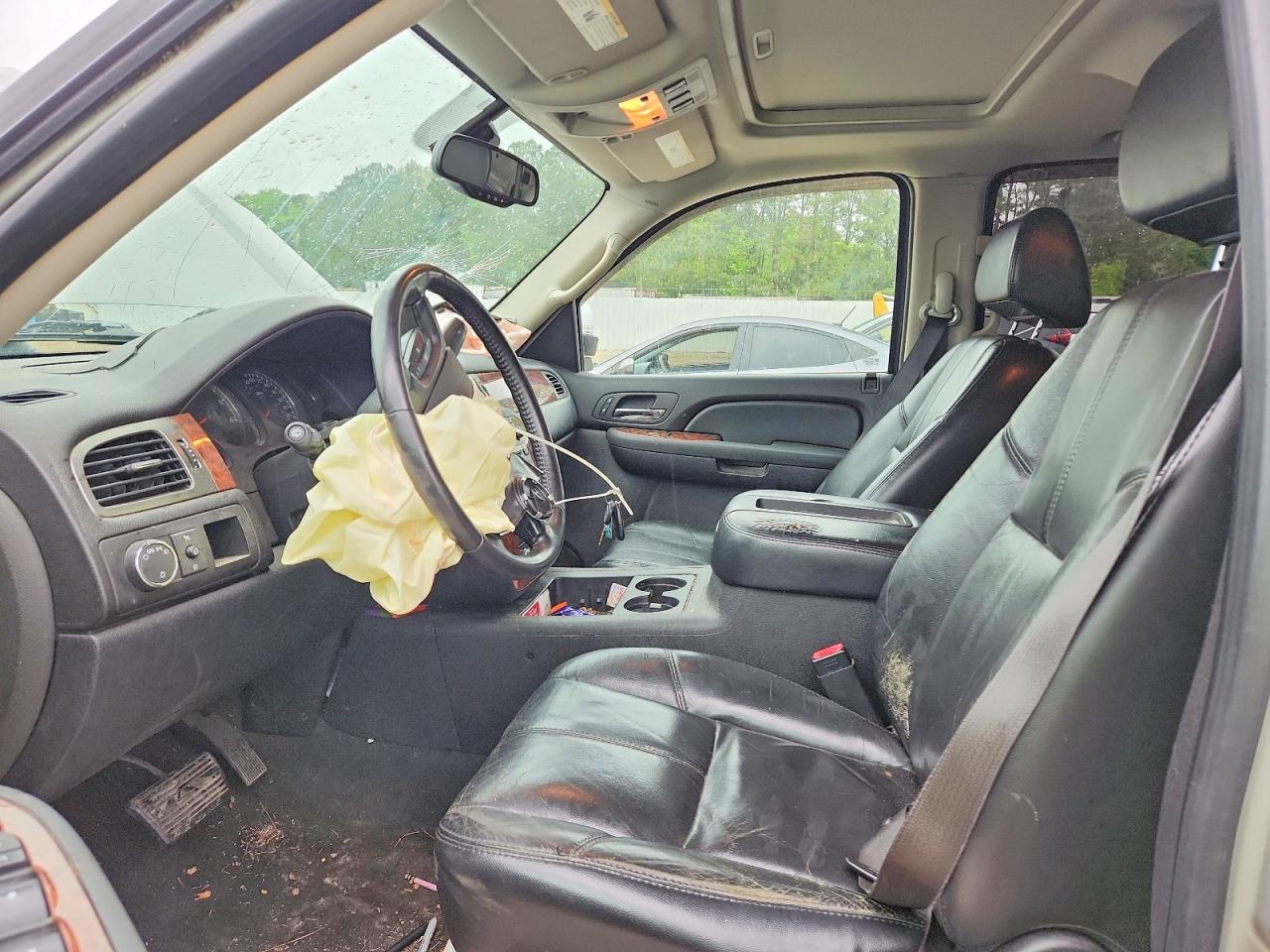2007 Chevrolet Suburban C1500 Tan vin: 1GNFC16067J178988