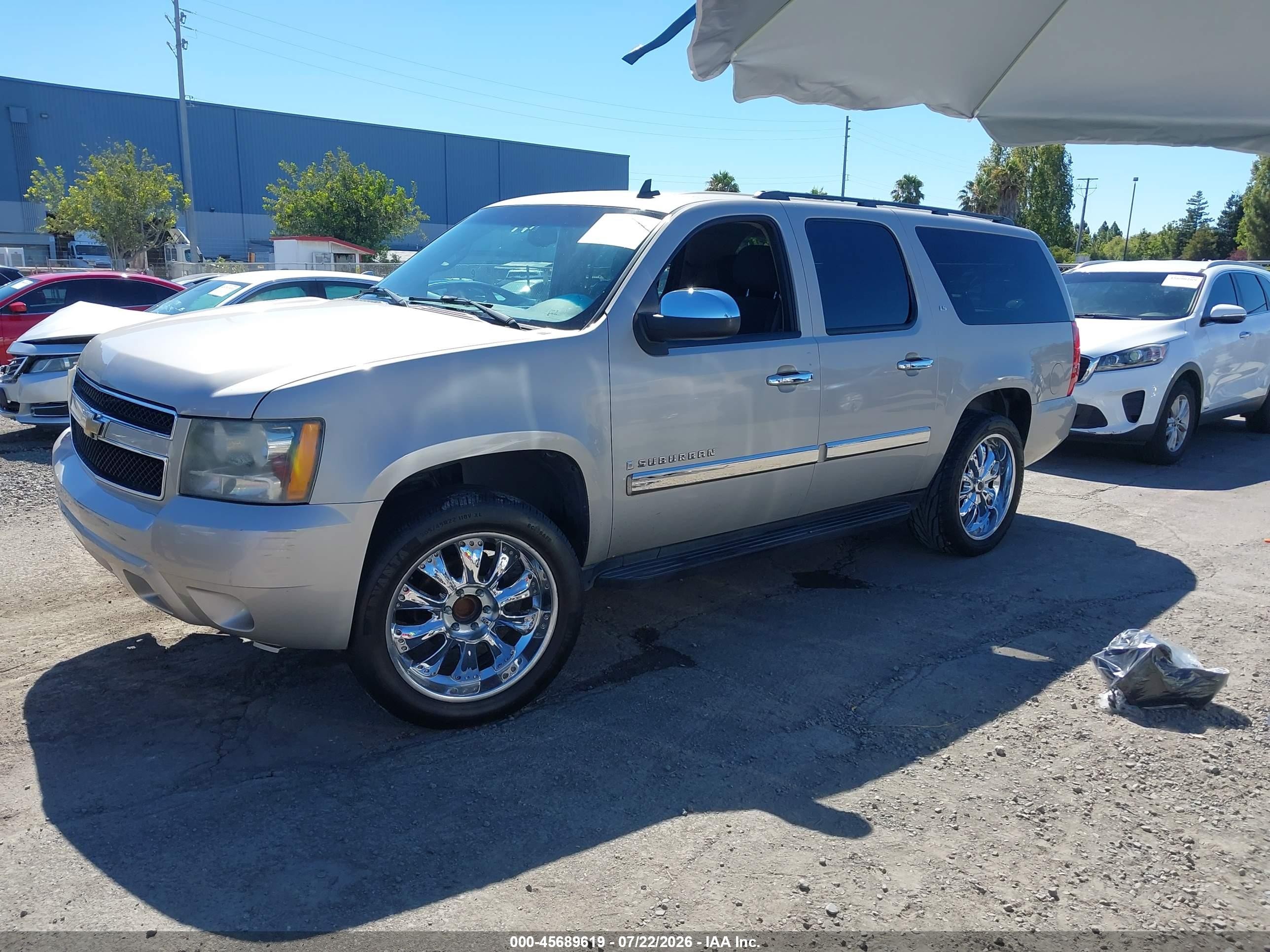 2008 Chevrolet Suburban 1500 Ls Brown vin: 1GNFC16068R131138