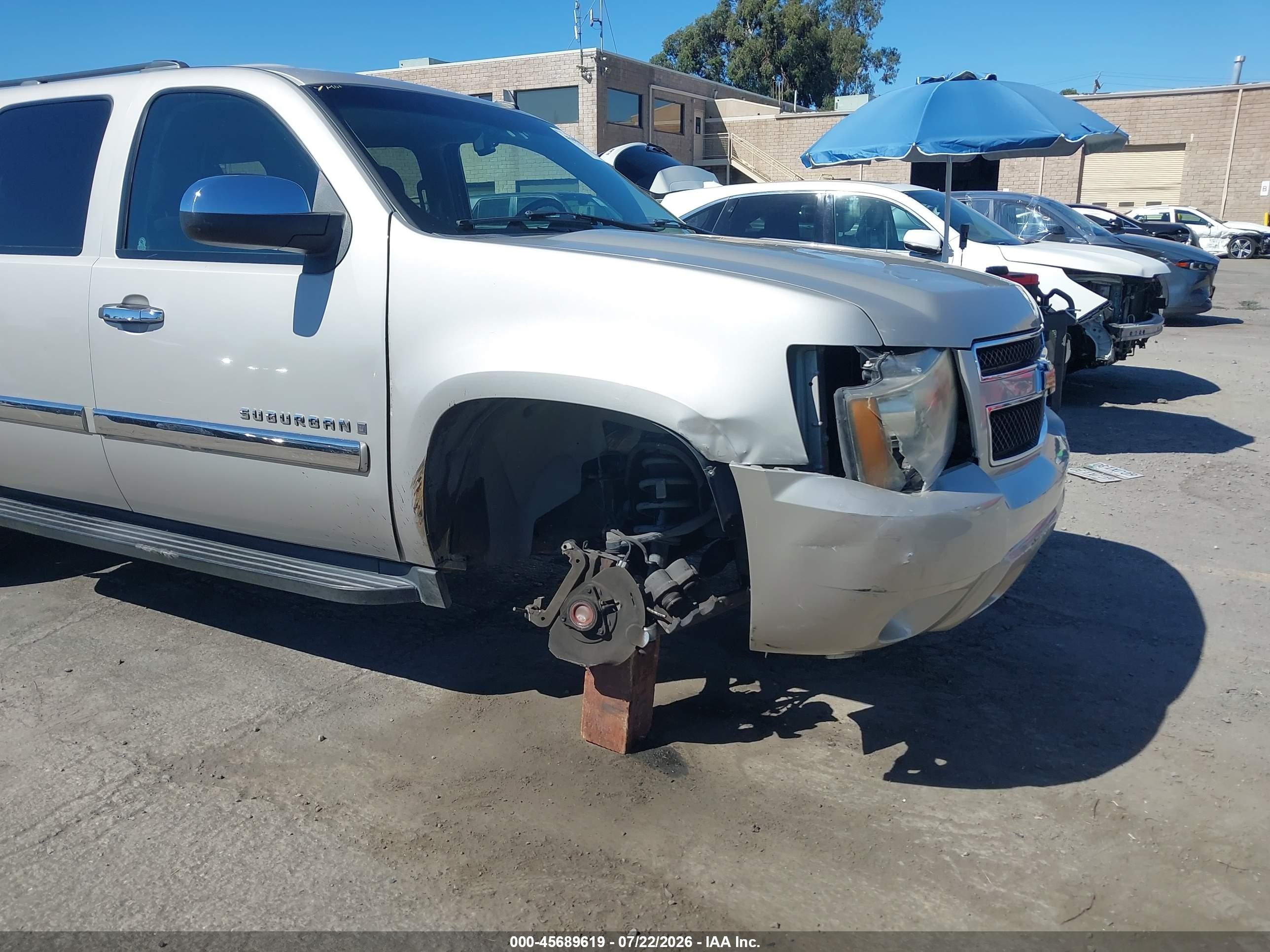 2008 Chevrolet Suburban 1500 Ls Brown vin: 1GNFC16068R131138