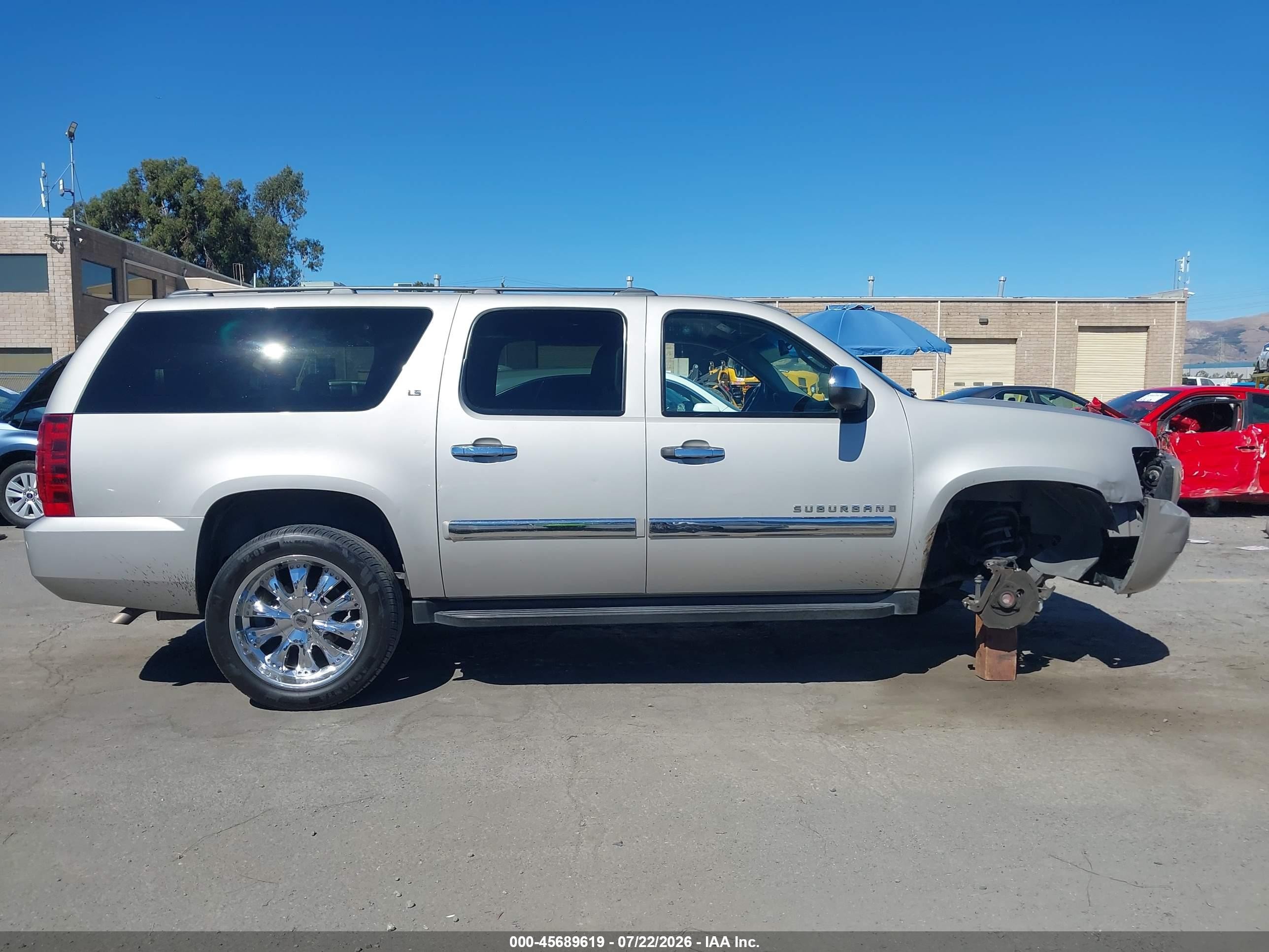 2008 Chevrolet Suburban 1500 Ls Brown vin: 1GNFC16068R131138