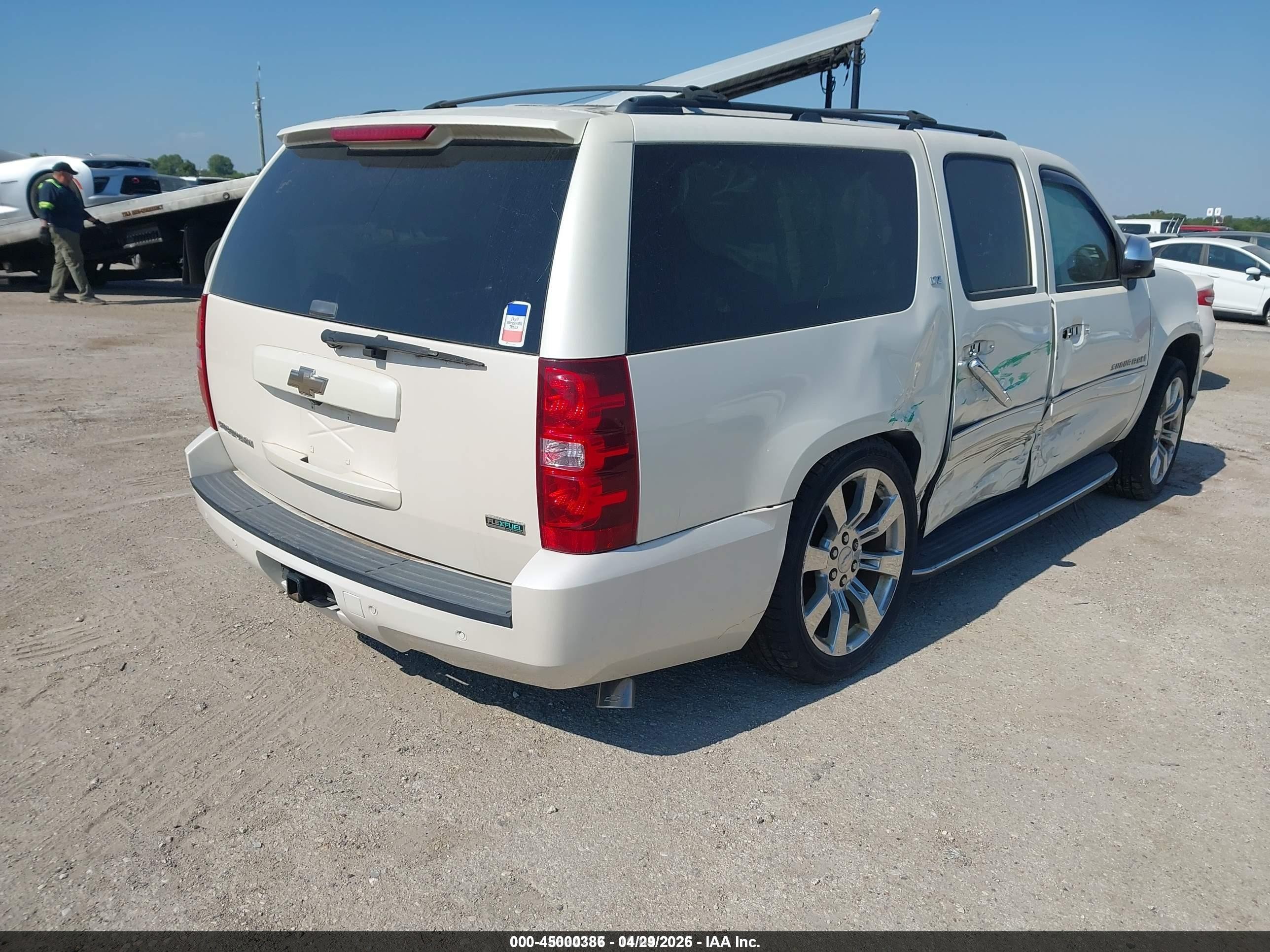 2008 Chevrolet Suburban 1500 Ltz vin: 1GNFC16088R230155