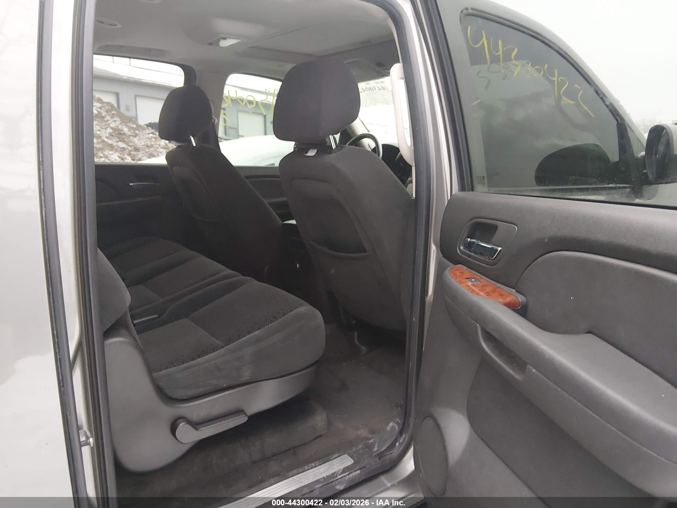 2007 Chevrolet Suburban 1500 Lt Gray vin: 1GNFC16097J206864
