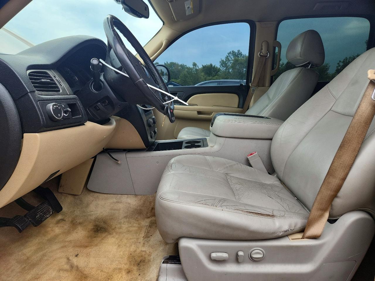 2007 Chevrolet Suburban C1500 Brown vin: 1GNFC16097R257167