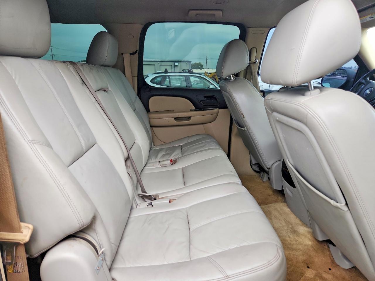 2007 Chevrolet Suburban C1500 Brown vin: 1GNFC16097R257167
