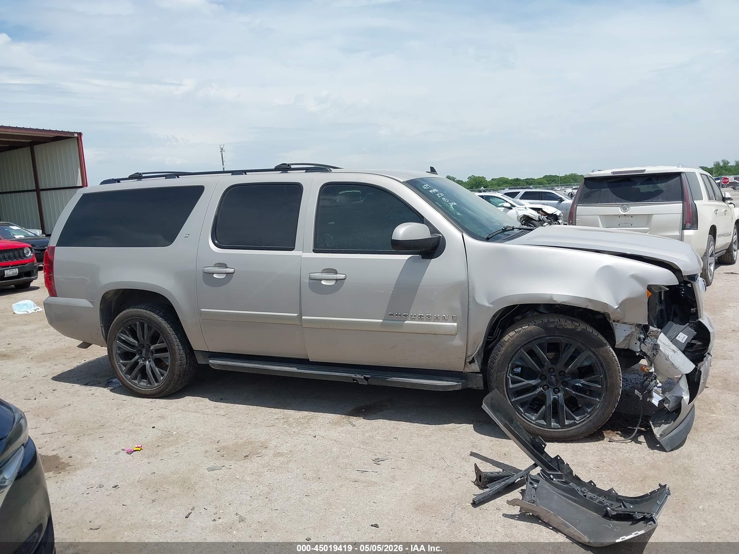 2008 Chevrolet Suburban 1500 Lt Gray vin: 1GNFC160X8J216840
