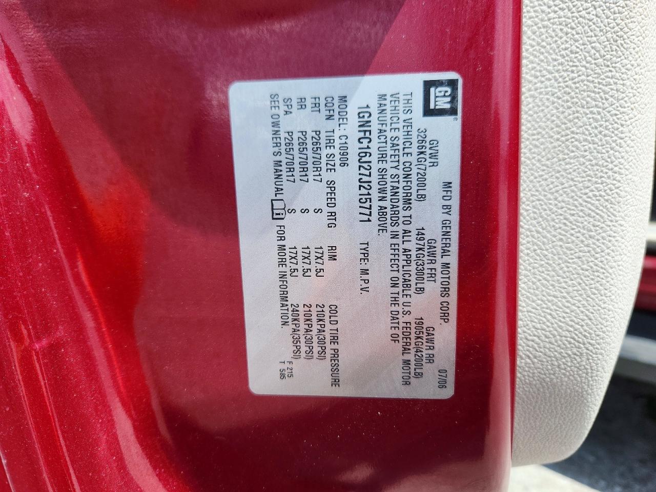 2007 Chevrolet Suburban C1500 Red vin: 1GNFC16J27J215771