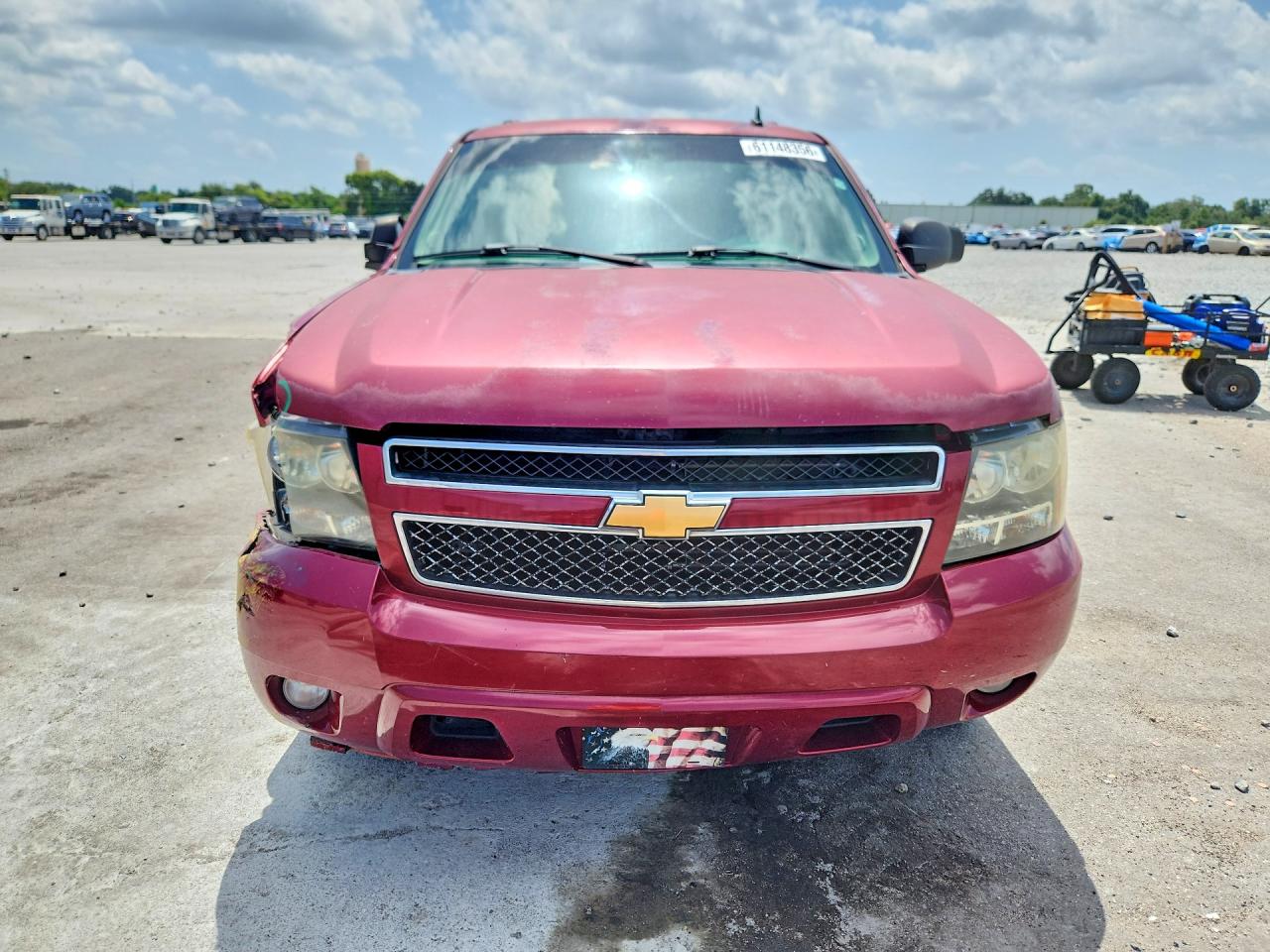2007 Chevrolet Suburban C1500 Red vin: 1GNFC16J27J215771
