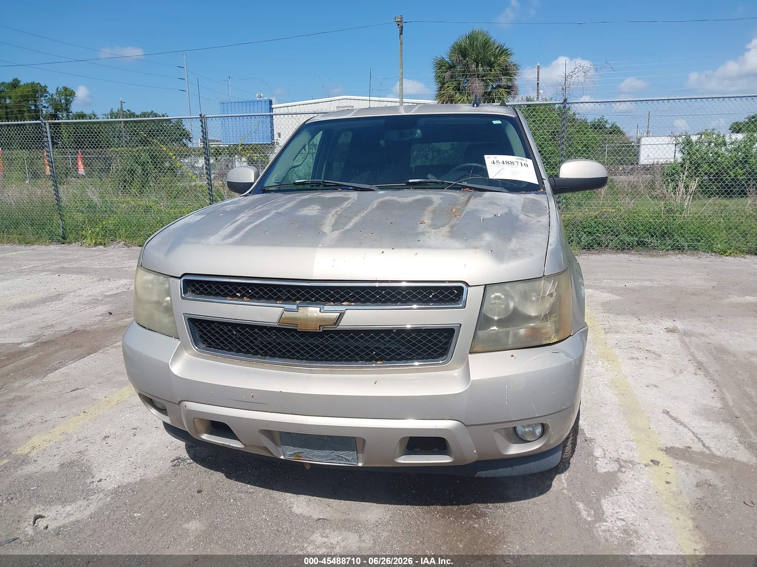 2007 Chevrolet Suburban Lt Gold vin: 1GNFC16J37J157122