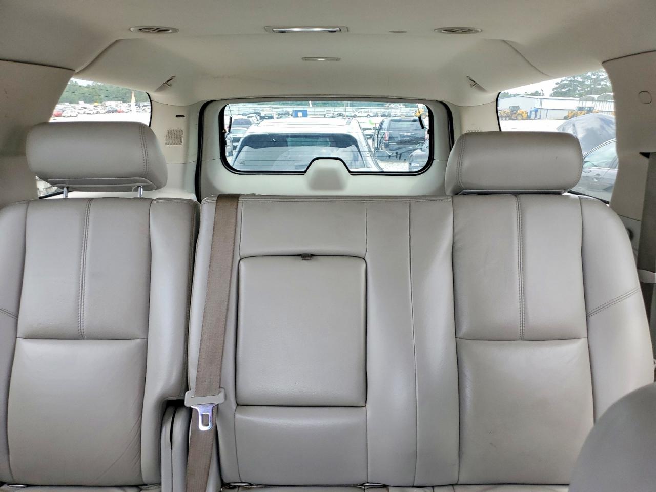 2007 Chevrolet Suburban C1500 Gray vin: 1GNFC16J47J355207