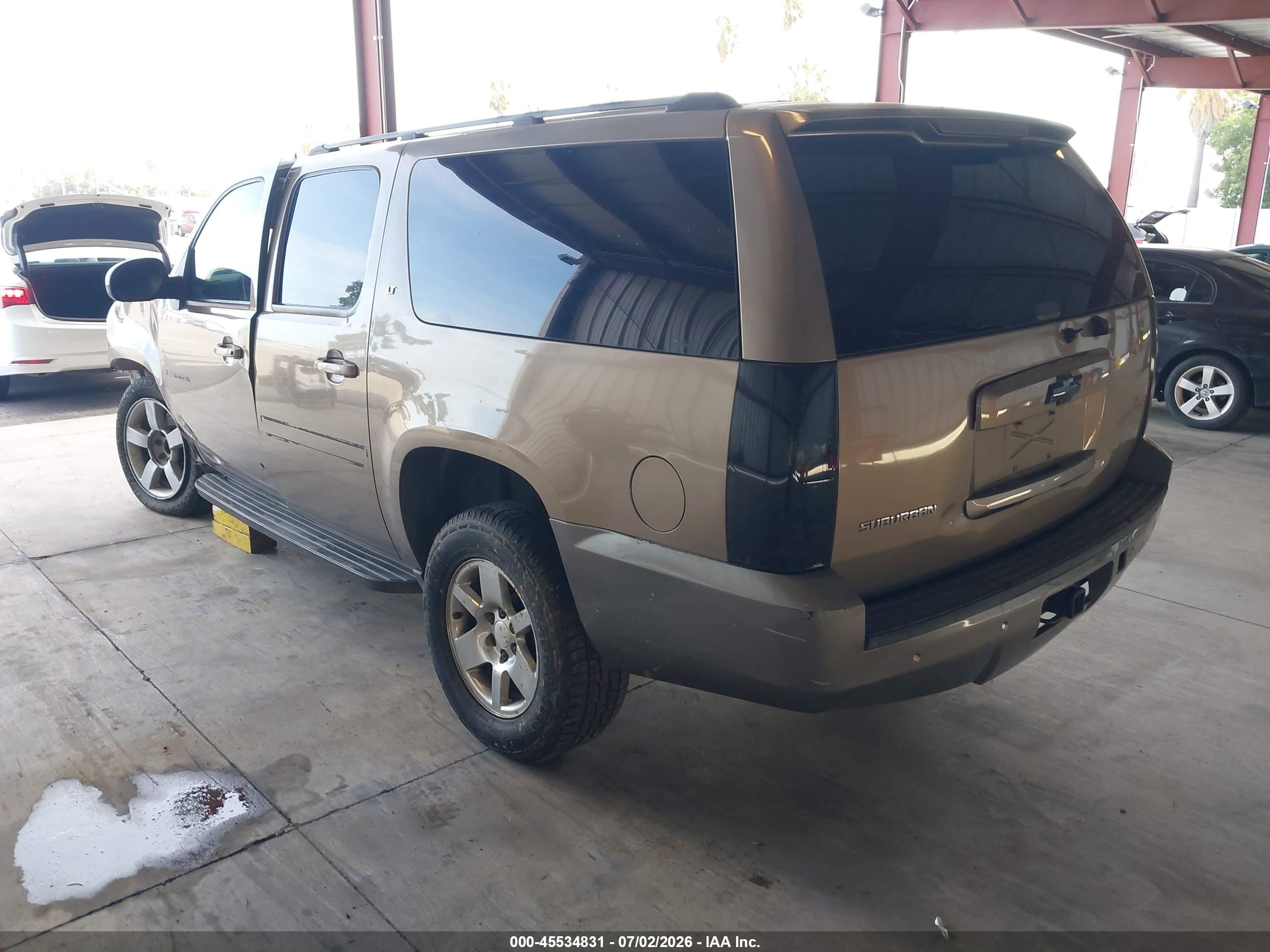 2007 Chevrolet Suburban 1500 Lt Gray vin: 1GNFC16J57R190429