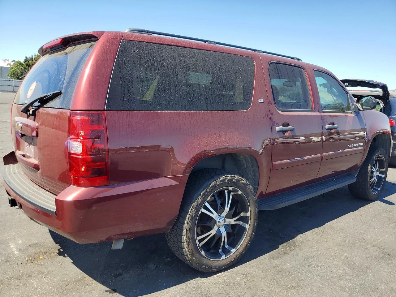 2008 Chevrolet Suburban C1500 Ls Burgundy vin: 1GNFC16J58J204071