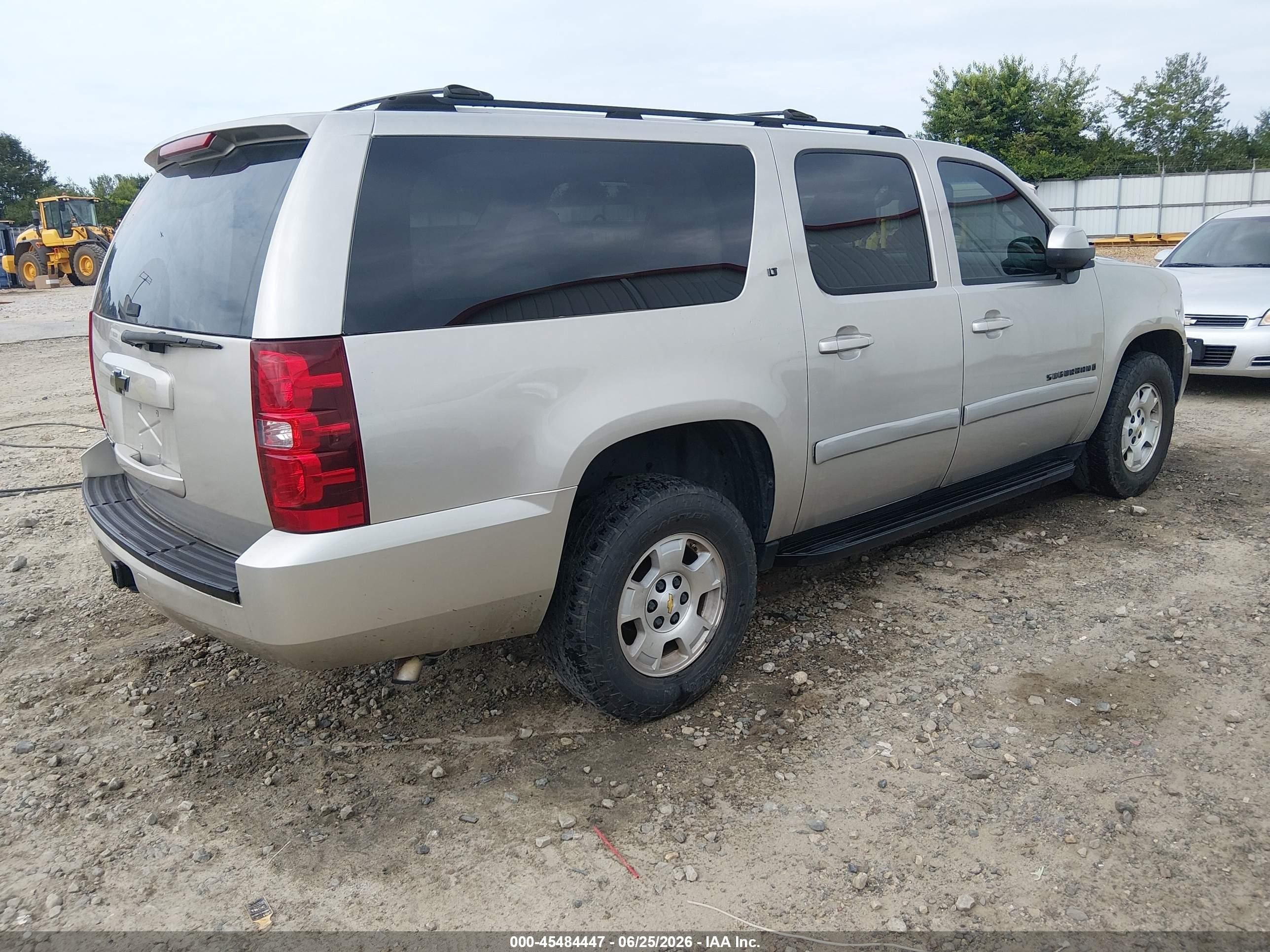 2007 Chevrolet Suburban Lt Gold vin: 1GNFC16J67J211822