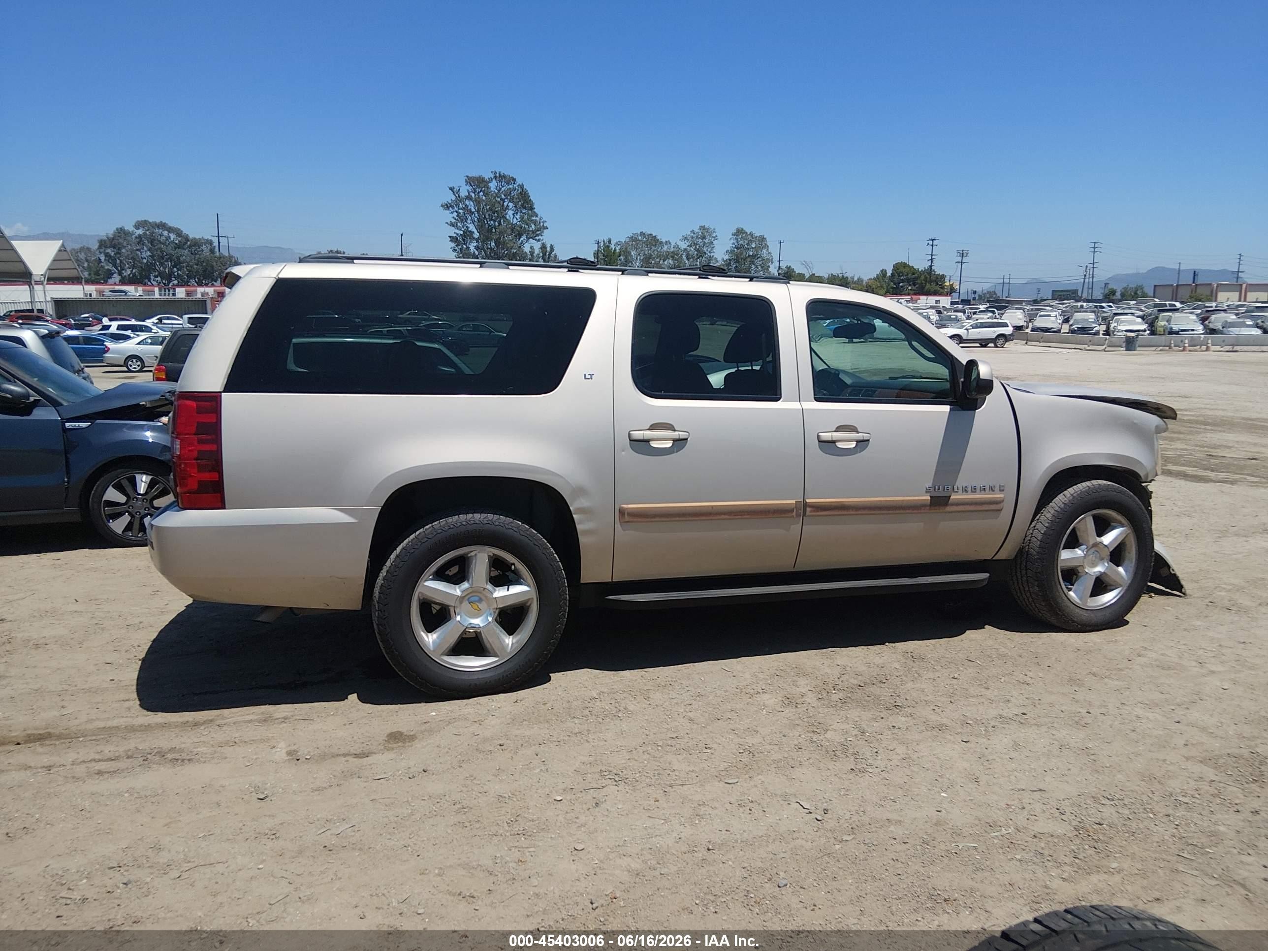 2007 Chevrolet Suburban 1500 Lt Champagne vin: 1GNFC16J67J331569