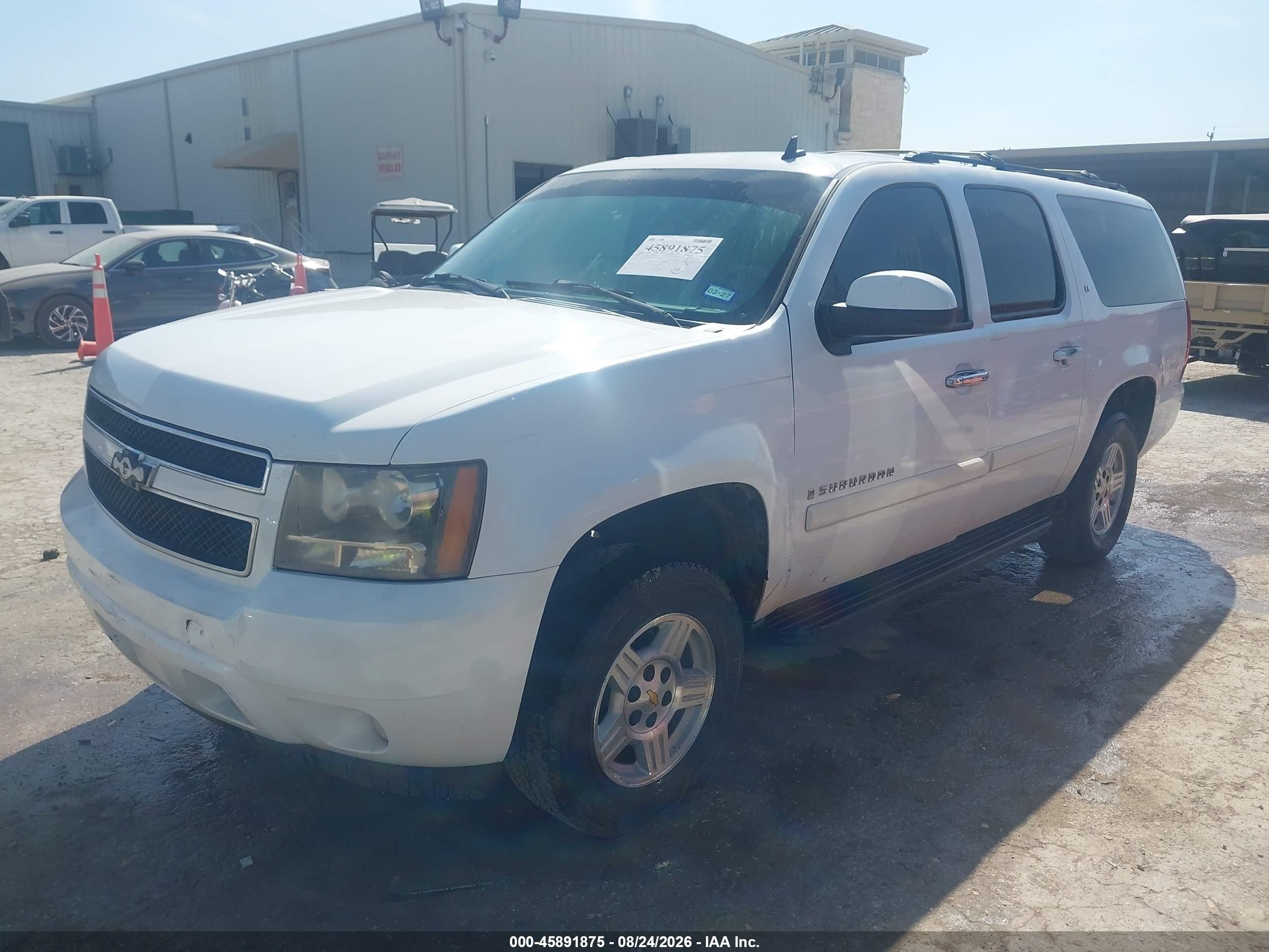 2008 Chevrolet Suburban 1500 Lt Белый vin: 1GNFC16J68R140284