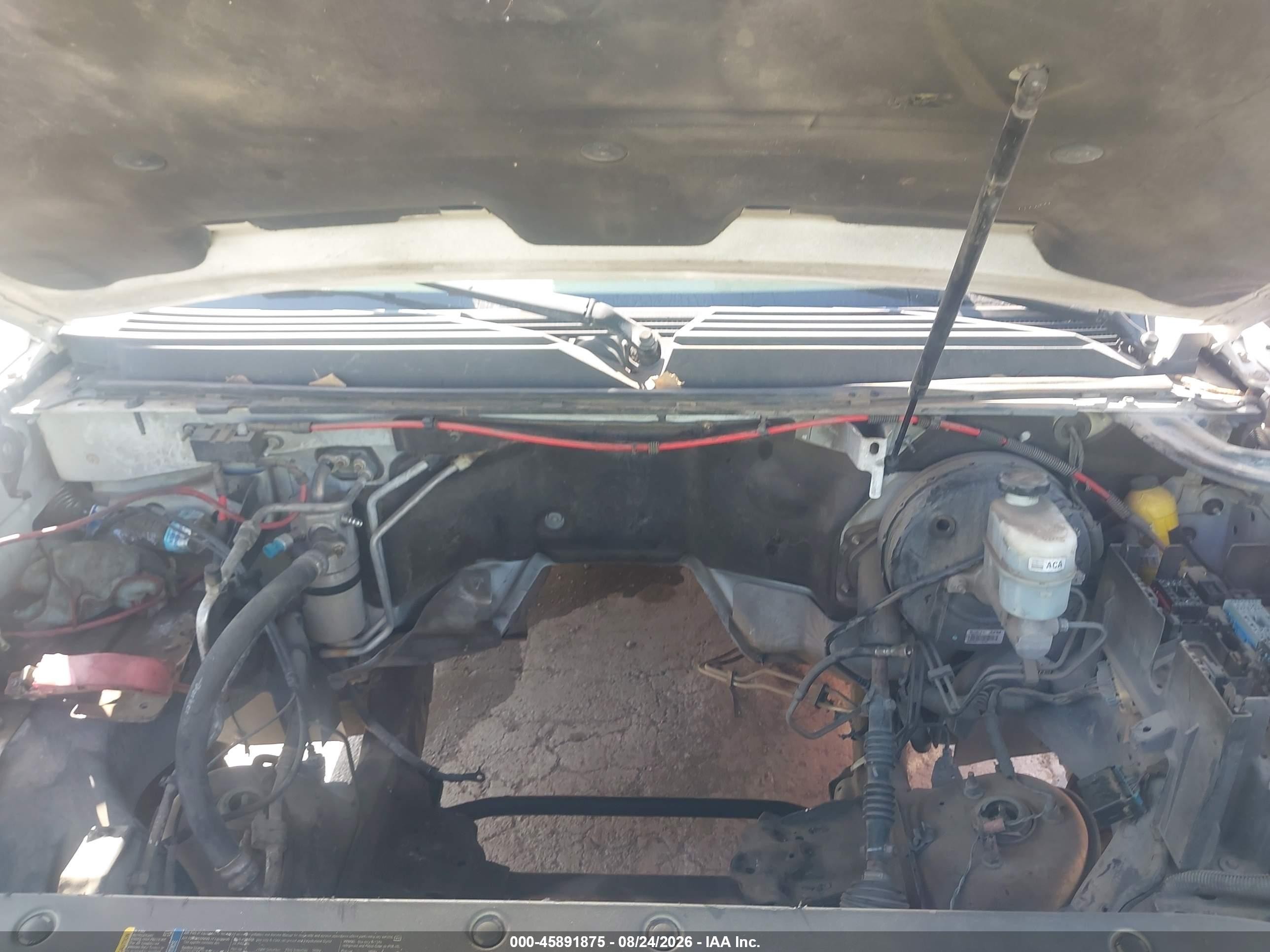 2008 Chevrolet Suburban 1500 Lt Белый vin: 1GNFC16J68R140284