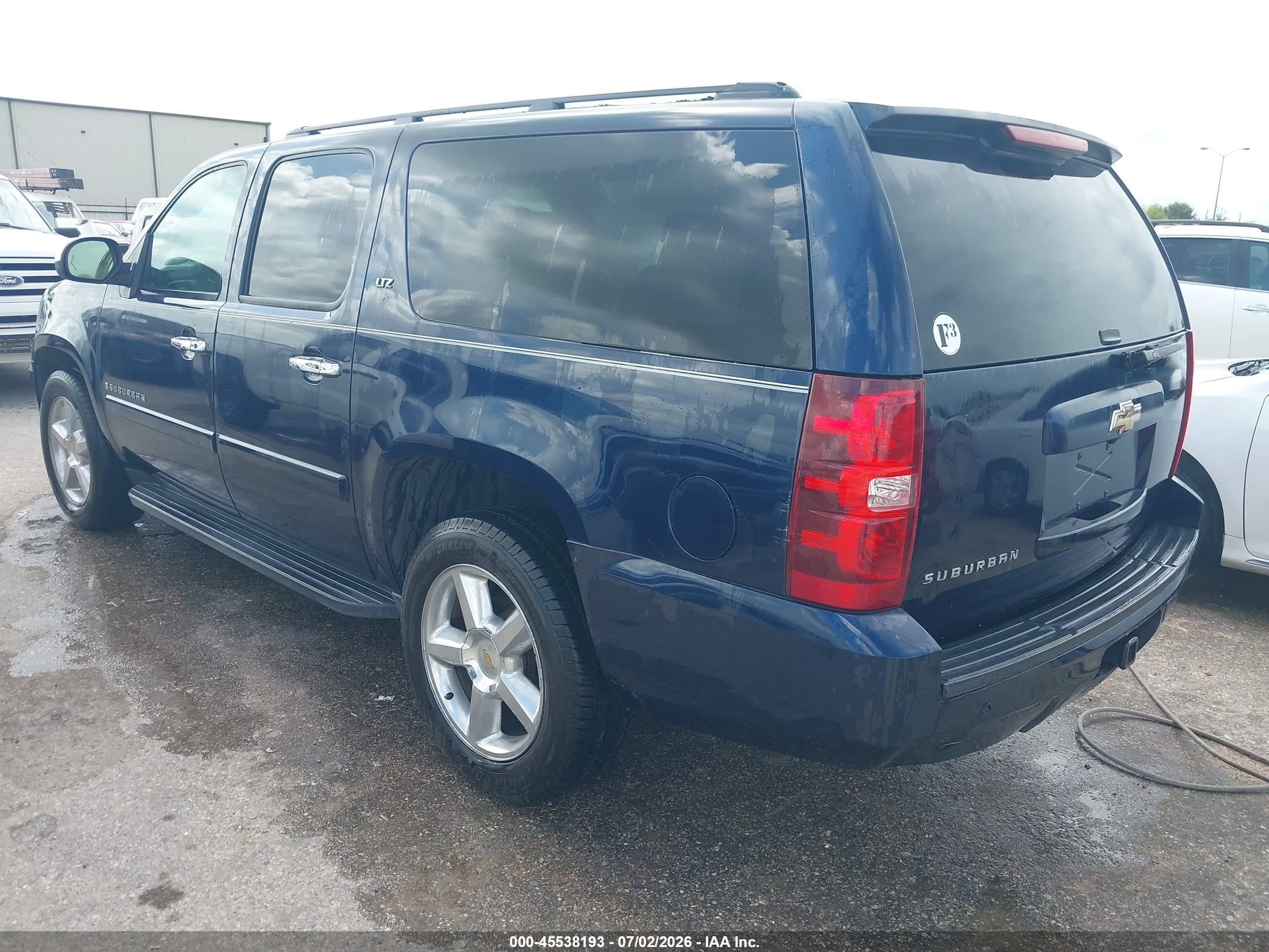 2007 Chevrolet Suburban Ltz Dark Blue vin: 1GNFC16J87R364686