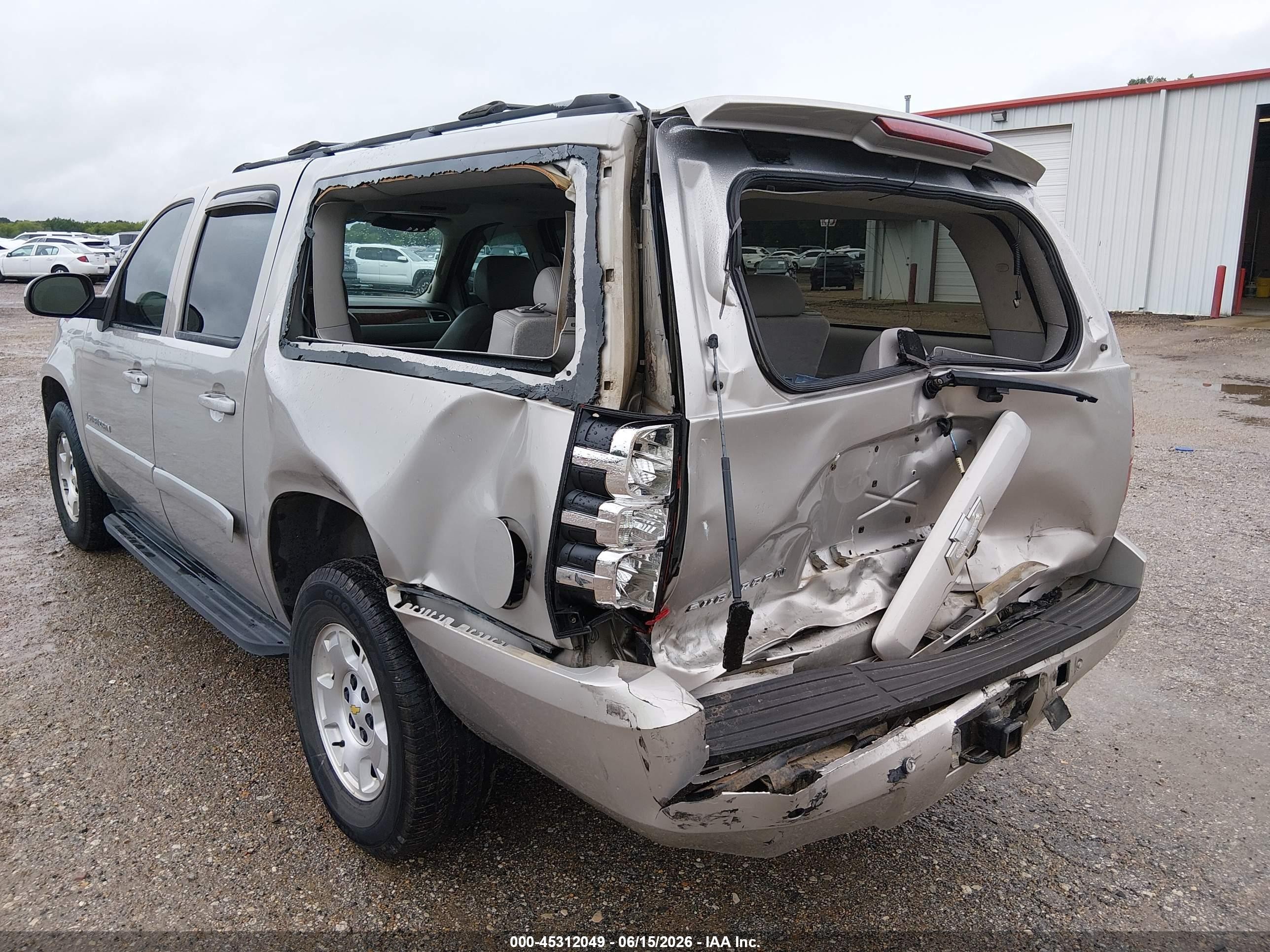2007 Chevrolet Suburban 1500 Lt Gray vin: 1GNFC16J97R252818