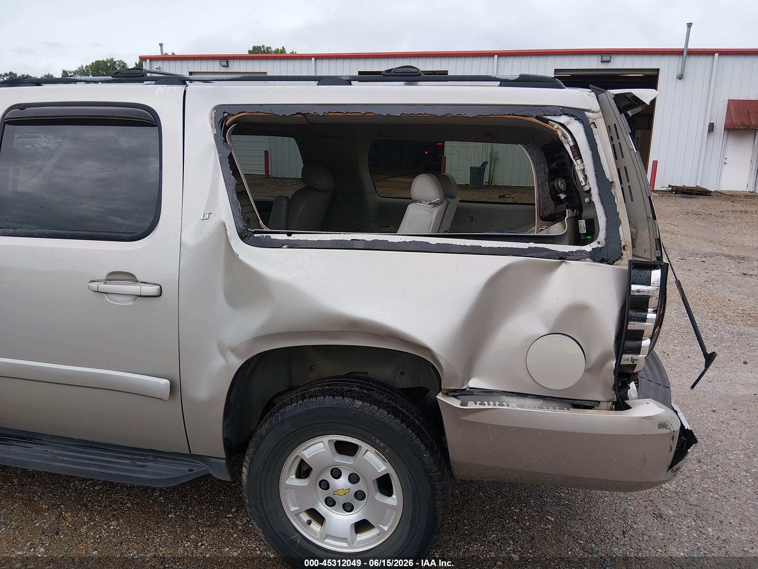 2007 Chevrolet Suburban 1500 Lt Gray vin: 1GNFC16J97R252818