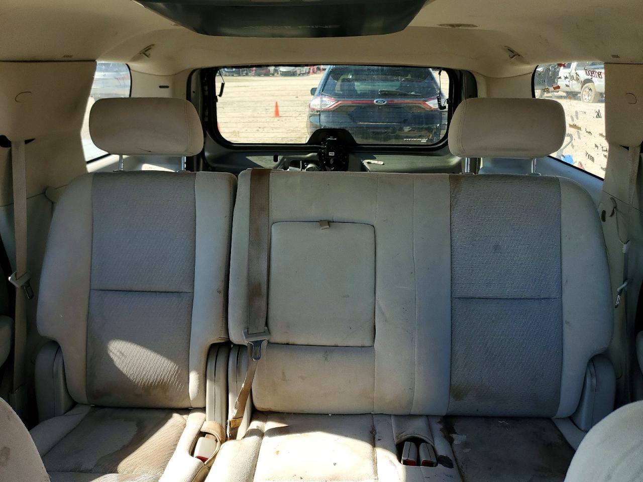 2009 Chevrolet Tahoe C1500 Lt Silver vin: 1GNFC23049R172783
