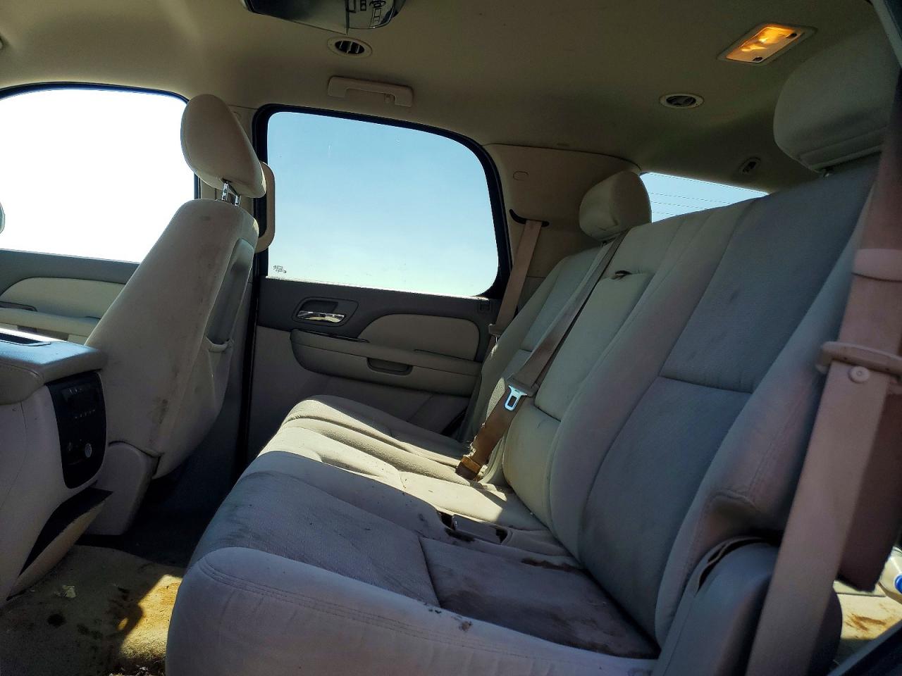 2009 Chevrolet Tahoe C1500 Lt Silver vin: 1GNFC23049R172783