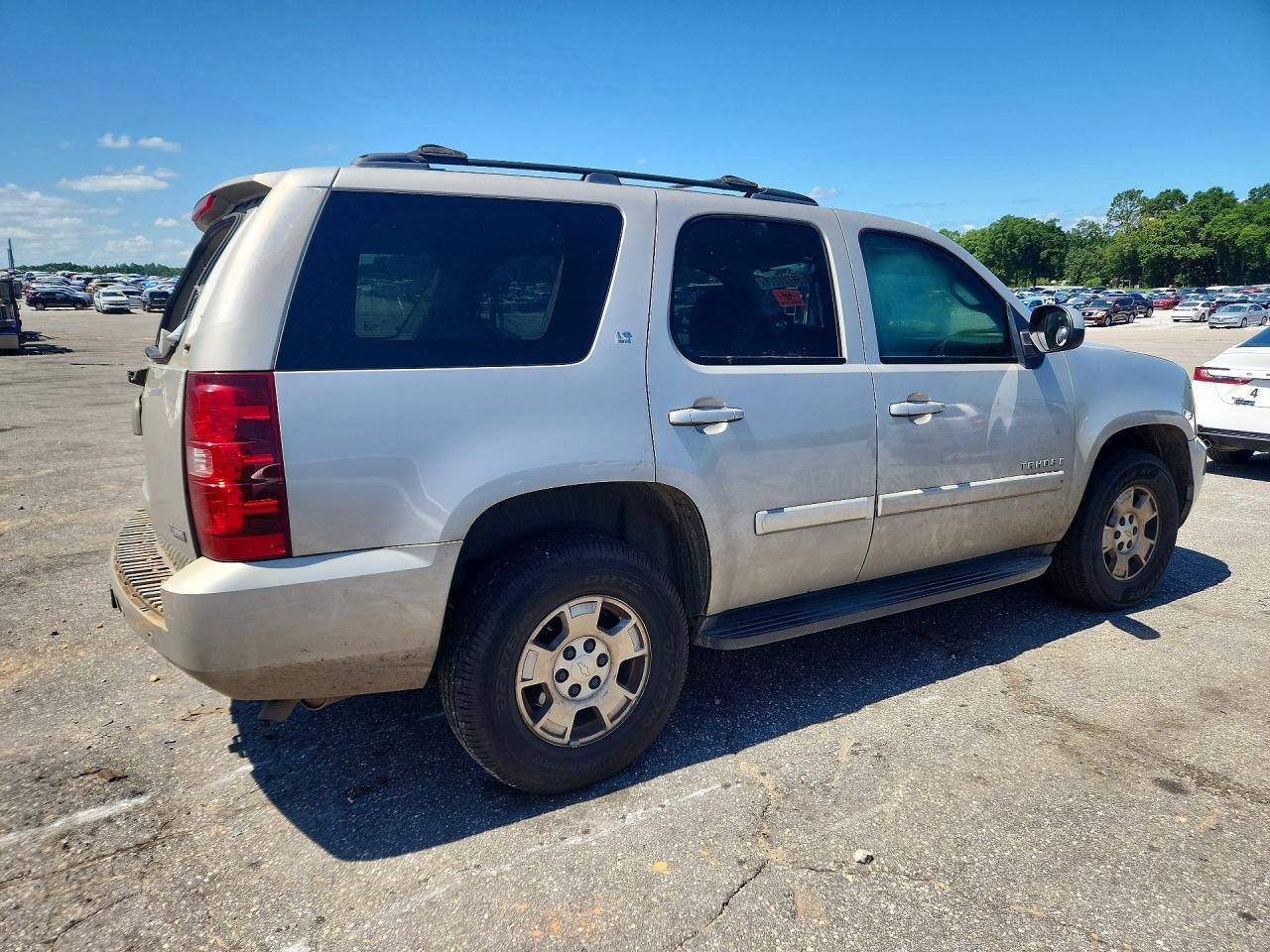 2009 Chevrolet Tahoe C1500 Lt Silver vin: 1GNFC23049R188949