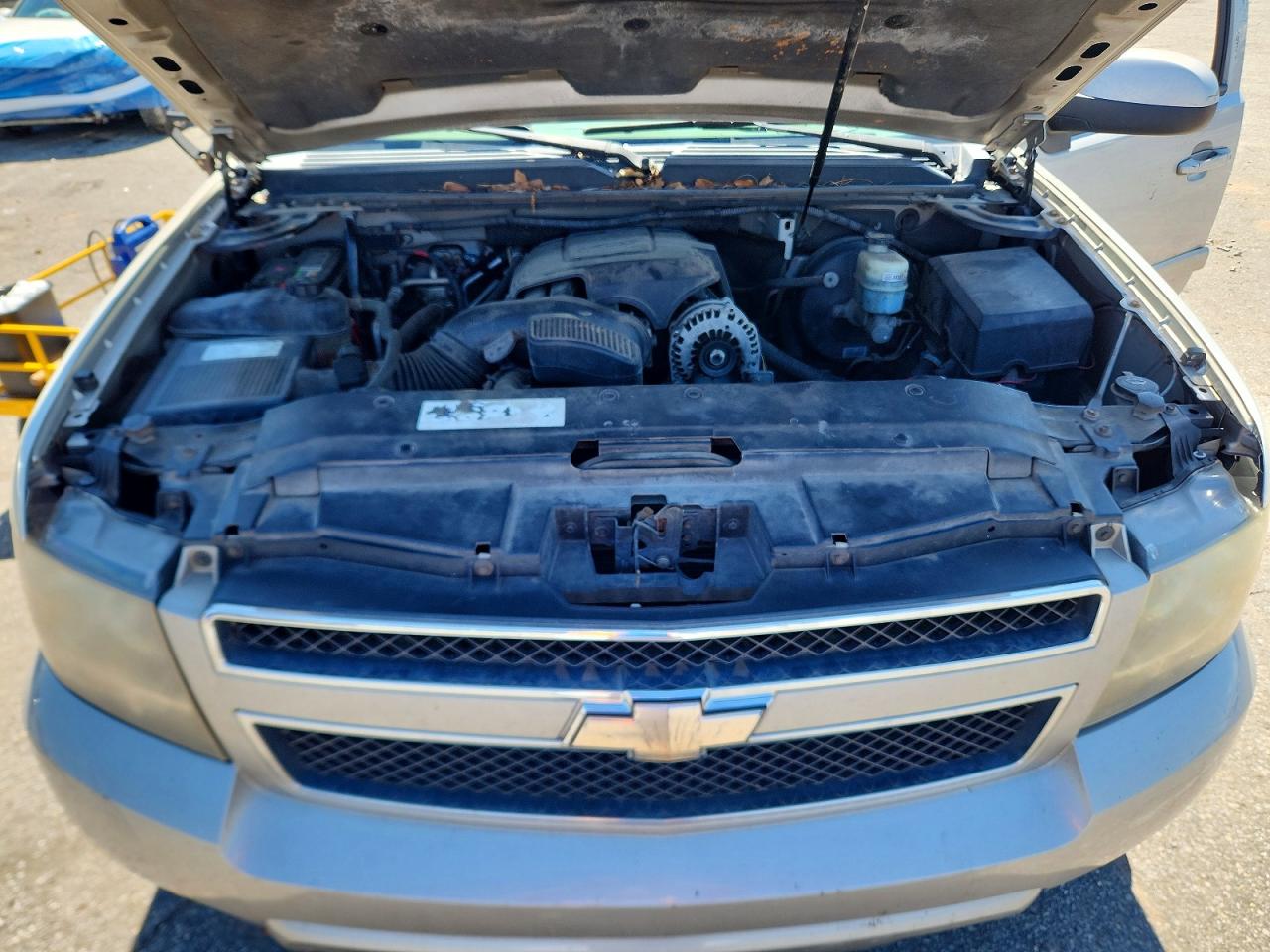 2009 Chevrolet Tahoe C1500 Lt Silver vin: 1GNFC23049R188949