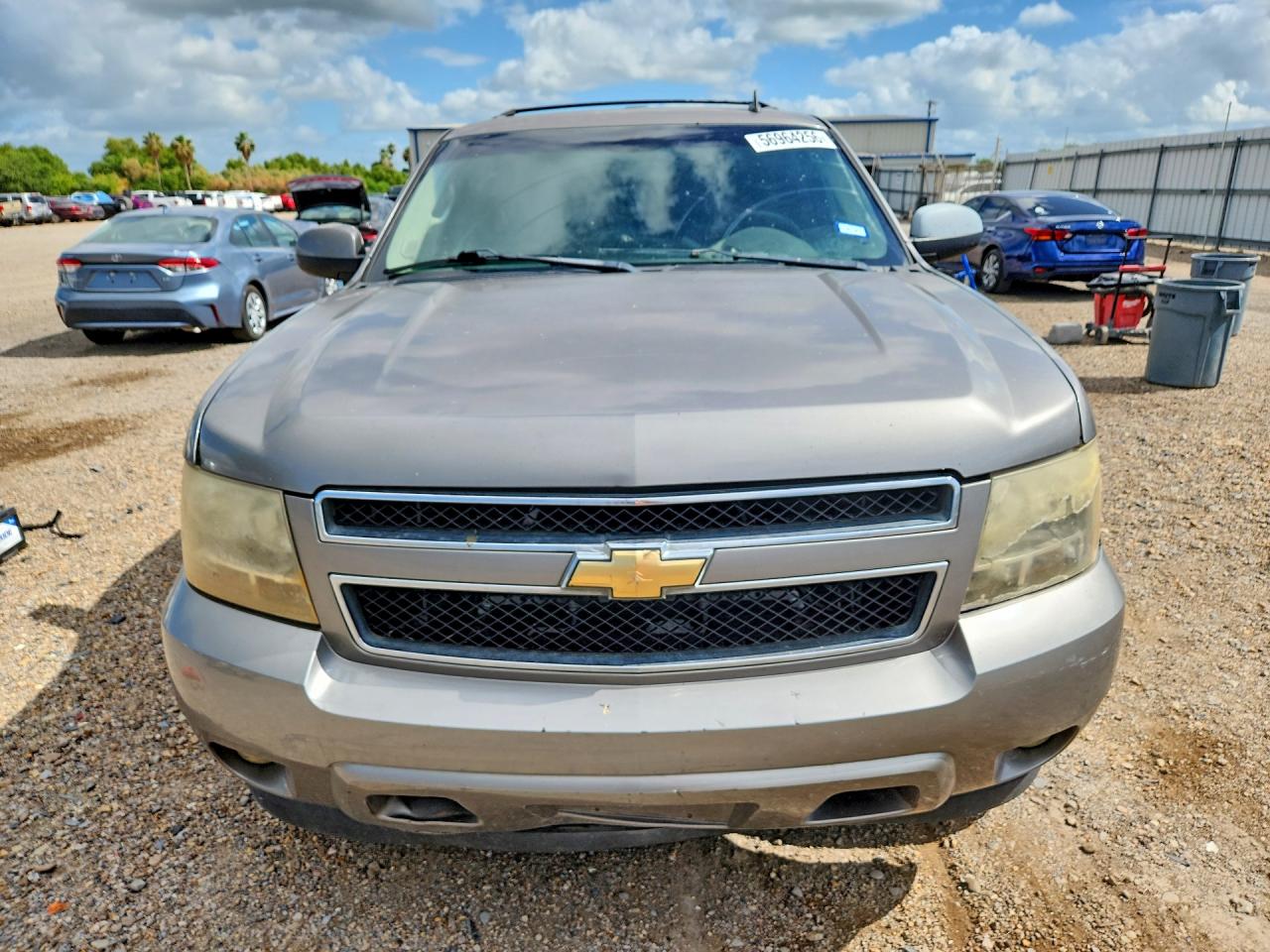 2009 Chevrolet Tahoe C1500 Lt Gray vin: 1GNFC23059R233638
