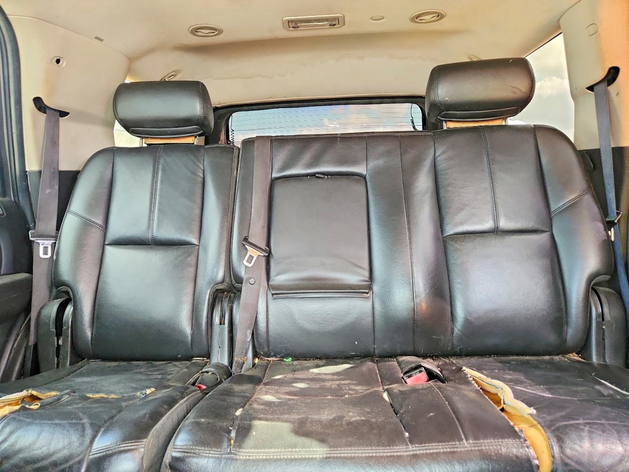 2009 Chevrolet Tahoe C1500 Lt Gray vin: 1GNFC23059R233638