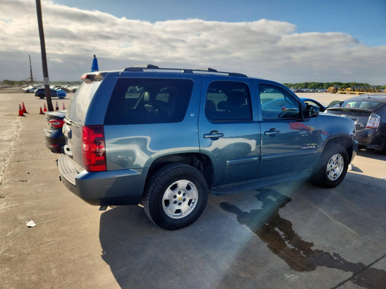 2009 Chevrolet Tahoe C1500 Lt Blue vin: 1GNFC23J89R134238