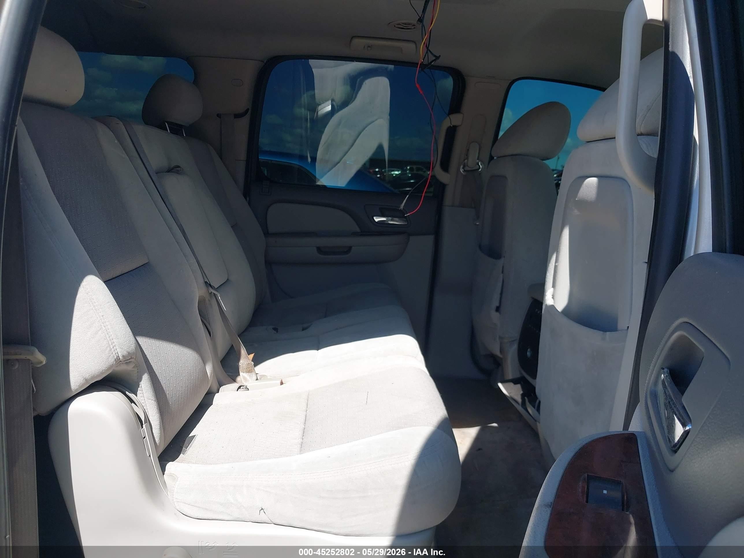 2009 Chevrolet Suburban 1500 Lt1 Champagne vin: 1GNFC26009R276943