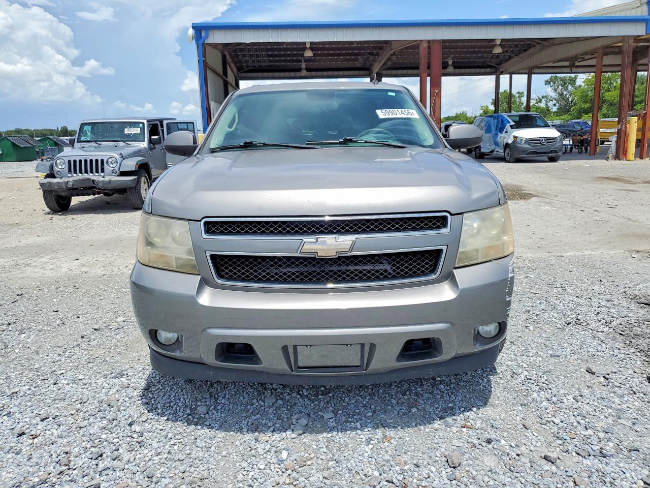 2009 Chevrolet Suburban C1500 Lt Tan vin: 1GNFC26029R265071