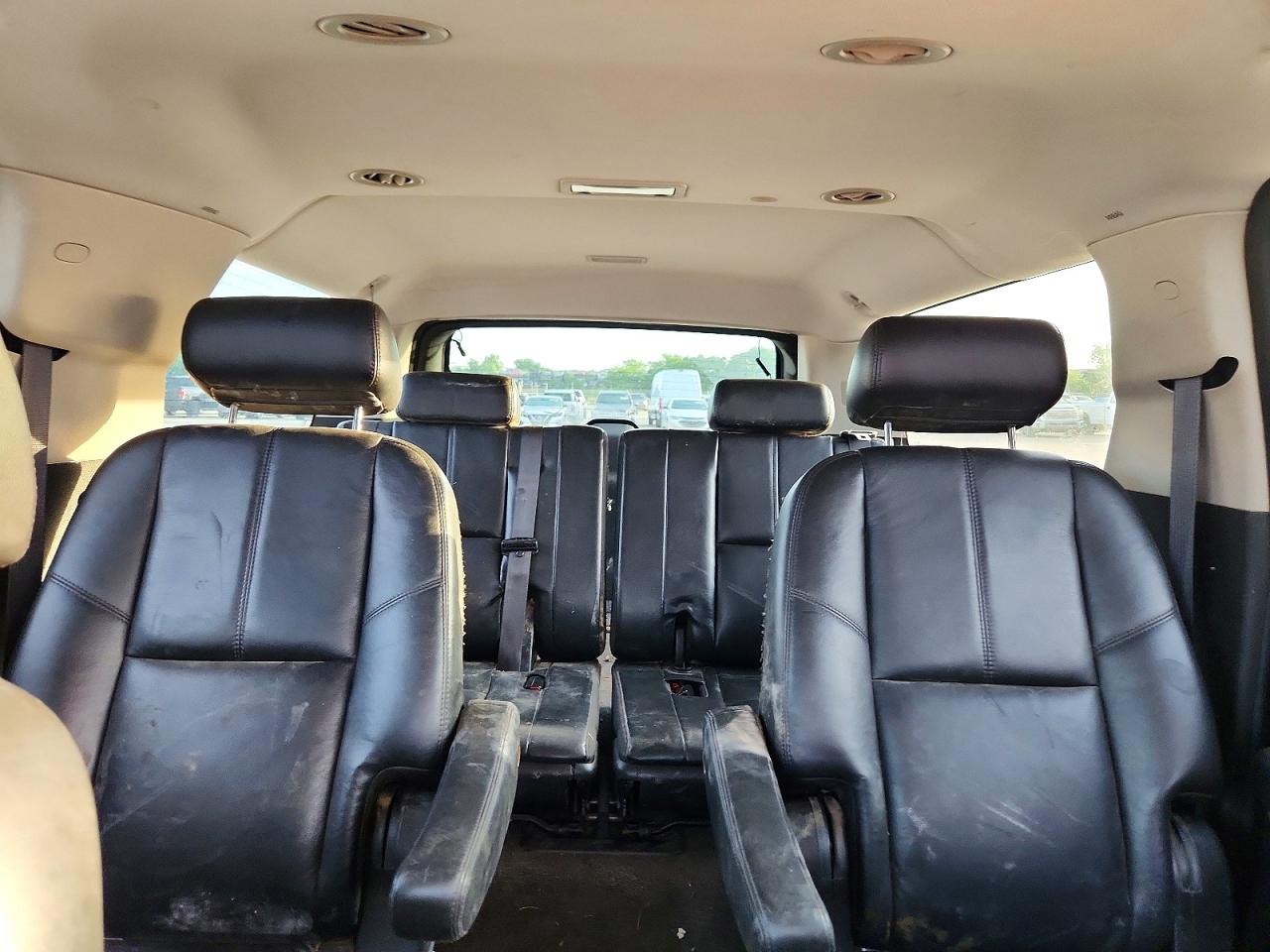2009 Chevrolet Suburban C1500 Lt Gray vin: 1GNFC26039J123519