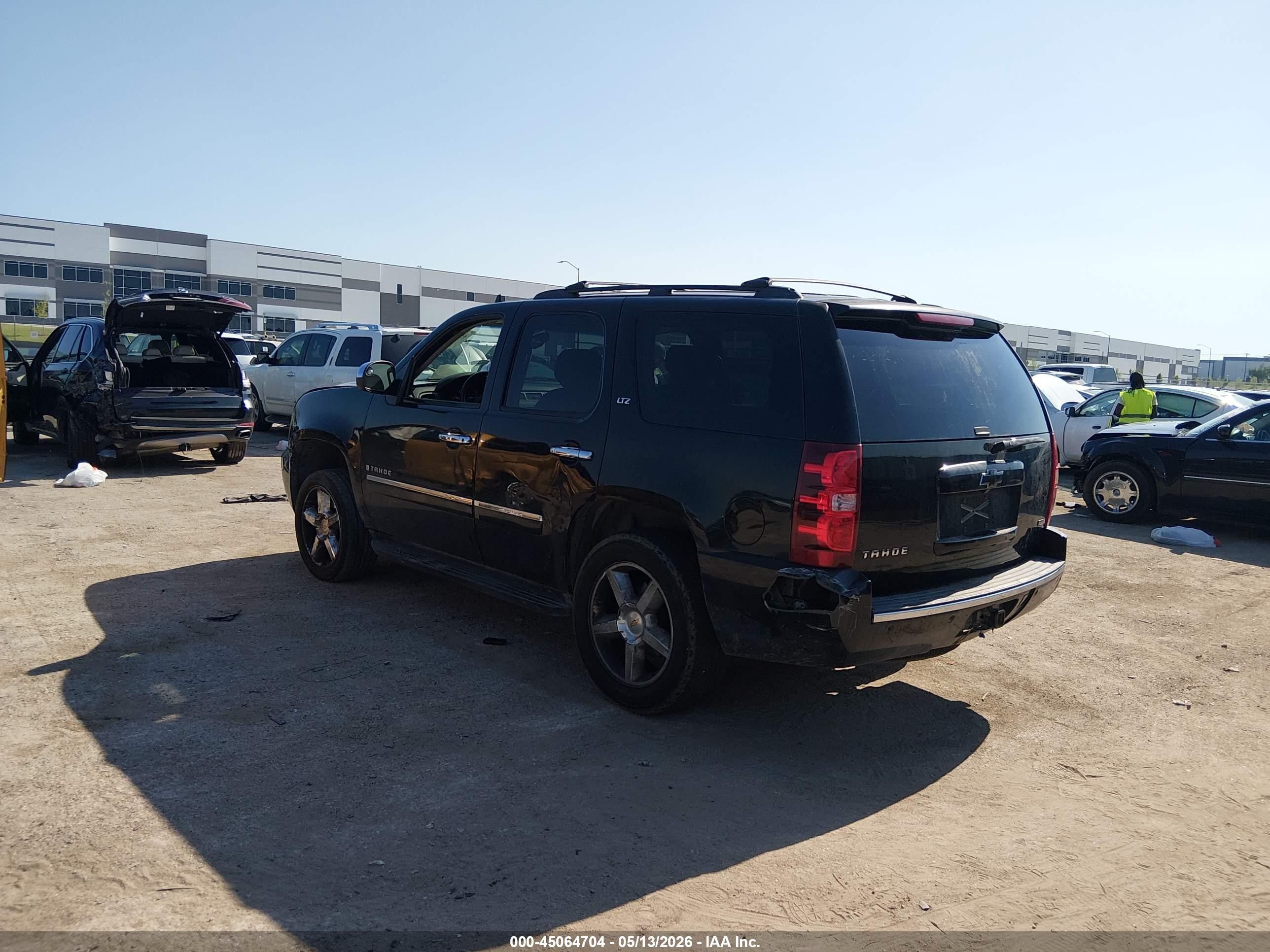 2009 Chevrolet Tahoe Ltz Black vin: 1GNFC33049R252736