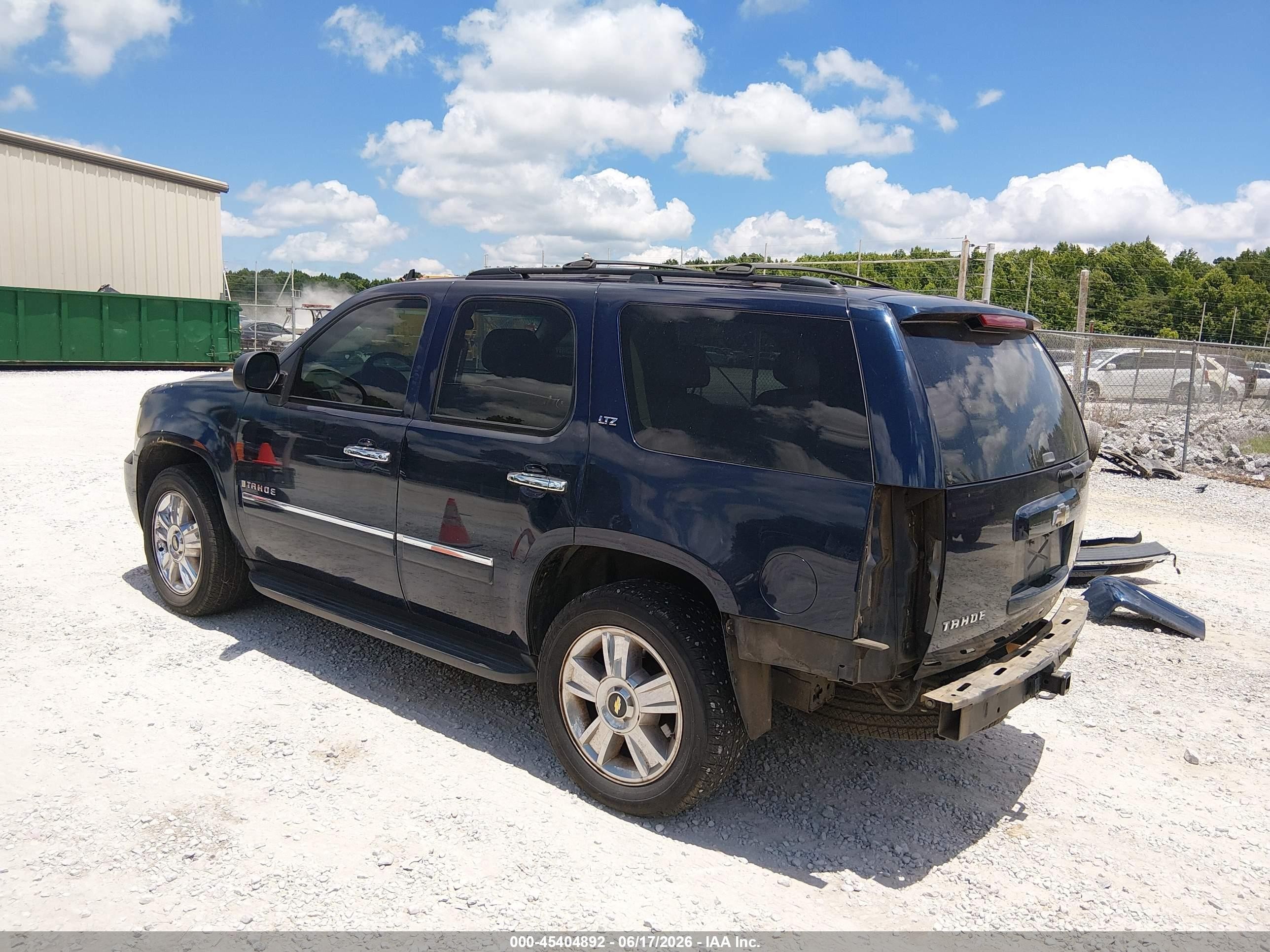 2009 Chevrolet Tahoe Ltz Черный vin: 1GNFC33049R288412