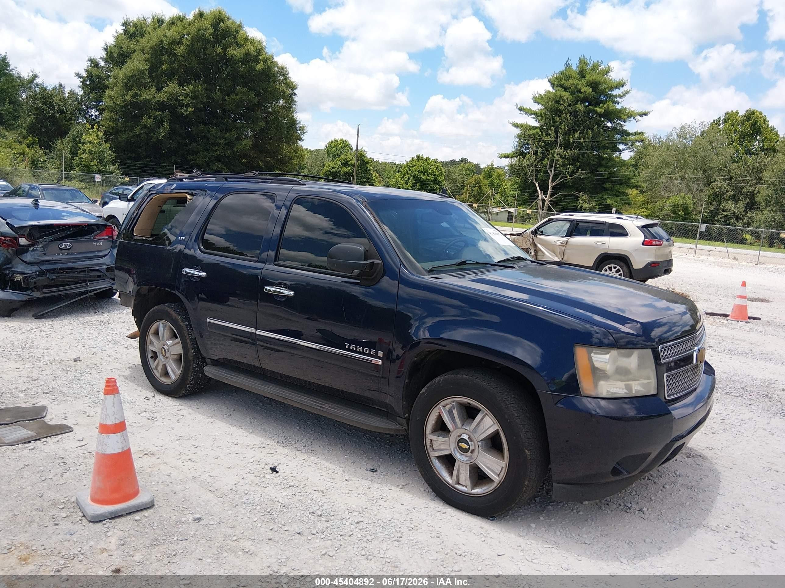 2009 Chevrolet Tahoe Ltz Black vin: 1GNFC33049R288412