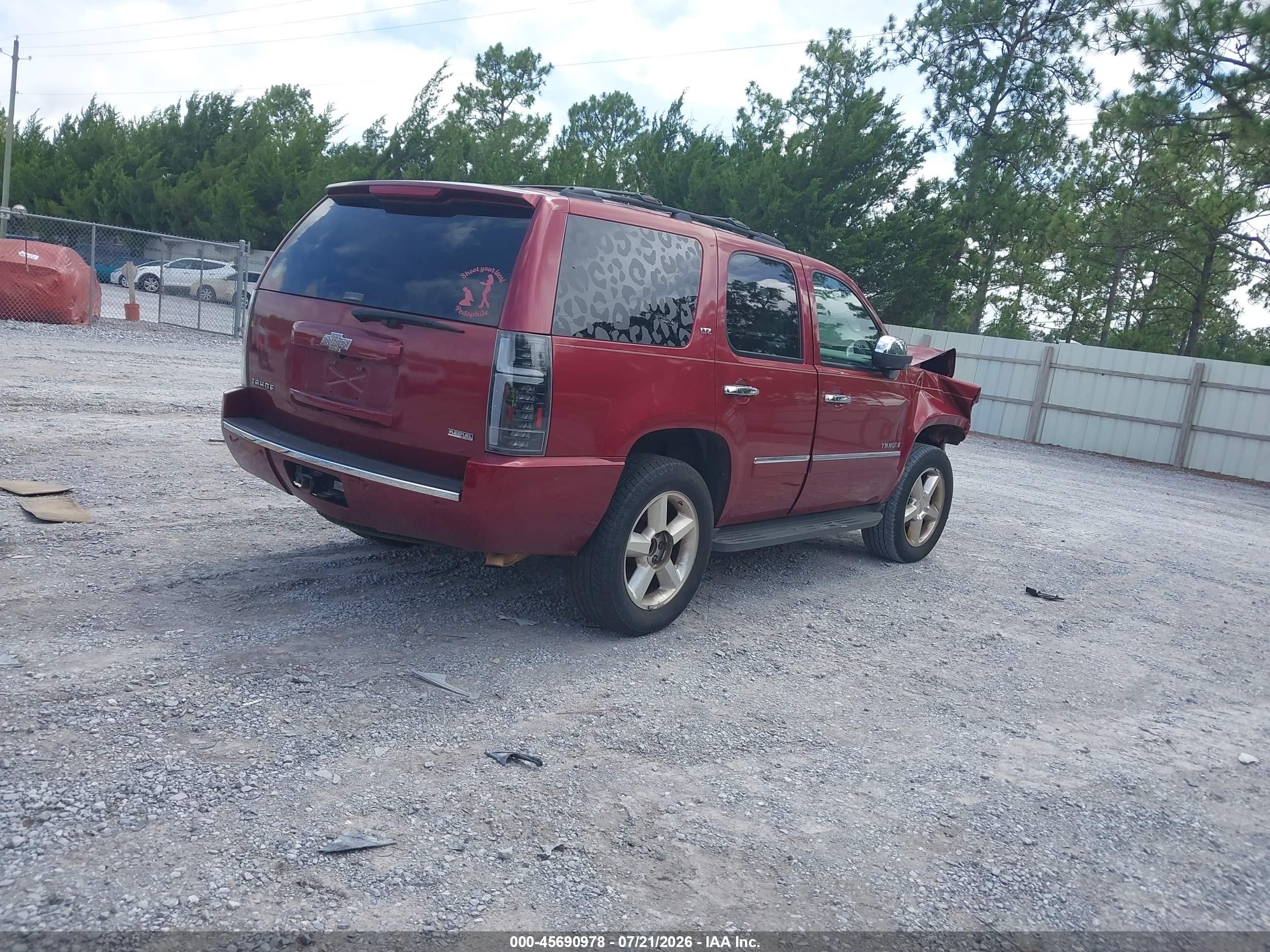 2009 Chevrolet Tahoe Ltz Красный vin: 1GNFC33059R200662