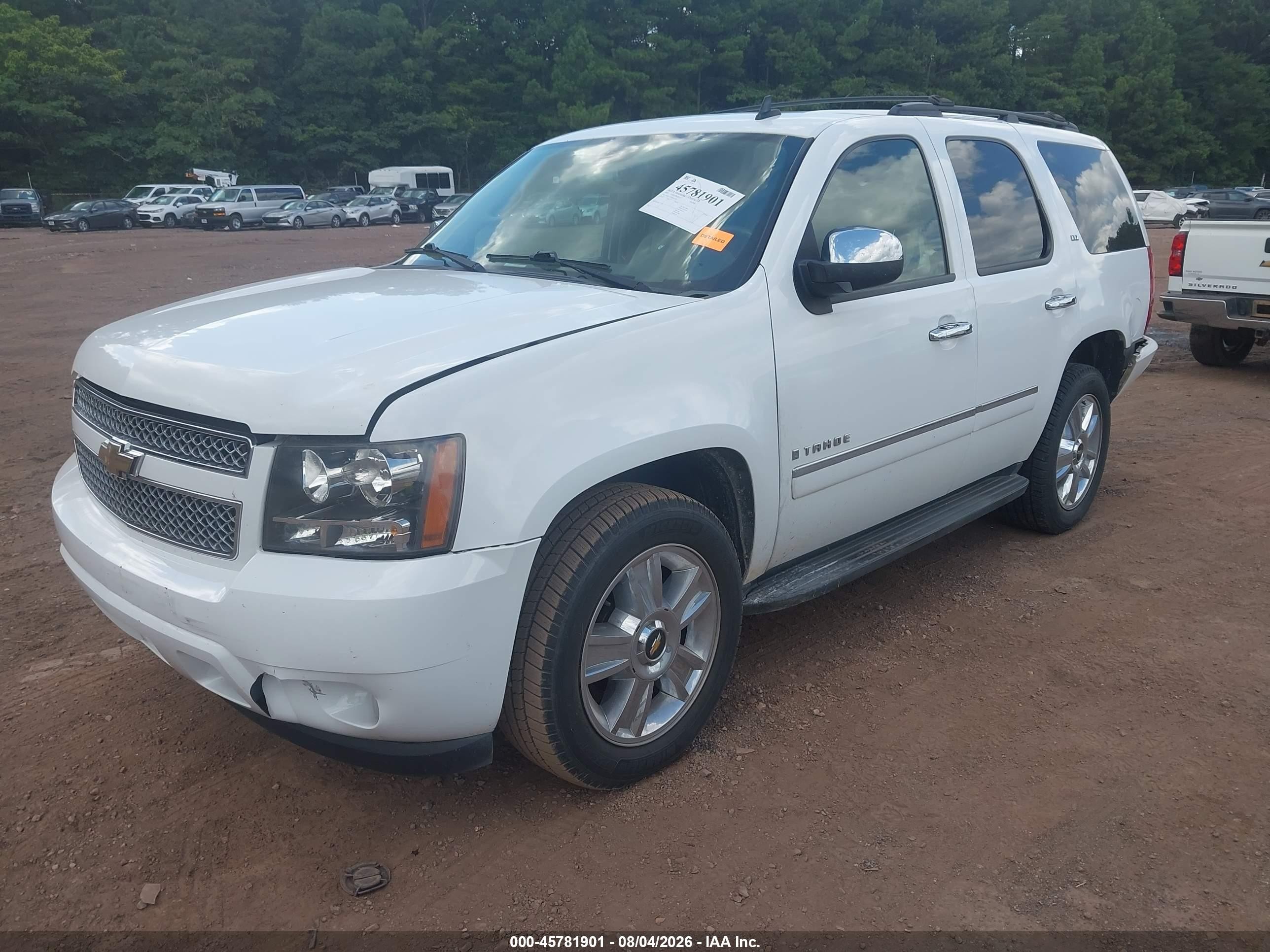 2009 Chevrolet Tahoe Ltz White vin: 1GNFC33079R282720