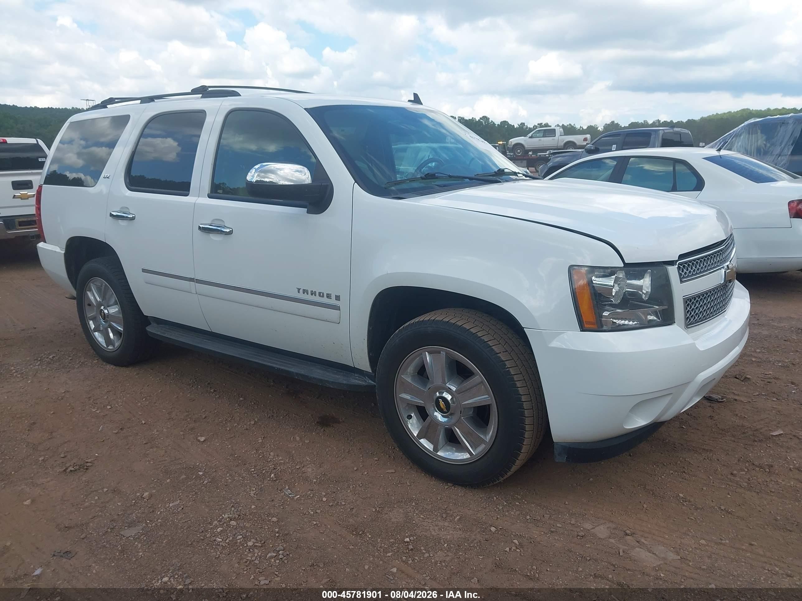 2009 Chevrolet Tahoe Ltz White vin: 1GNFC33079R282720