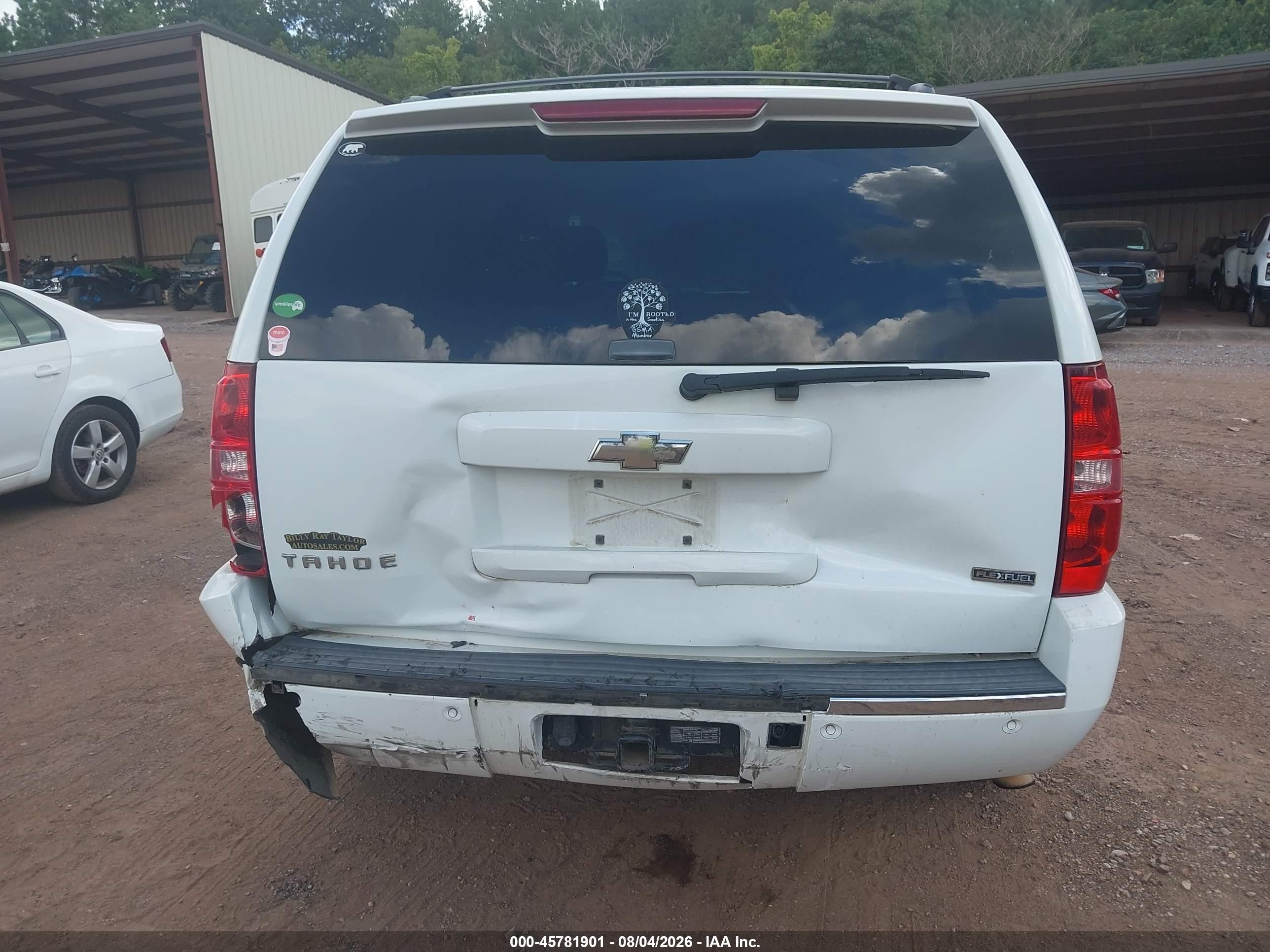 2009 Chevrolet Tahoe Ltz White vin: 1GNFC33079R282720