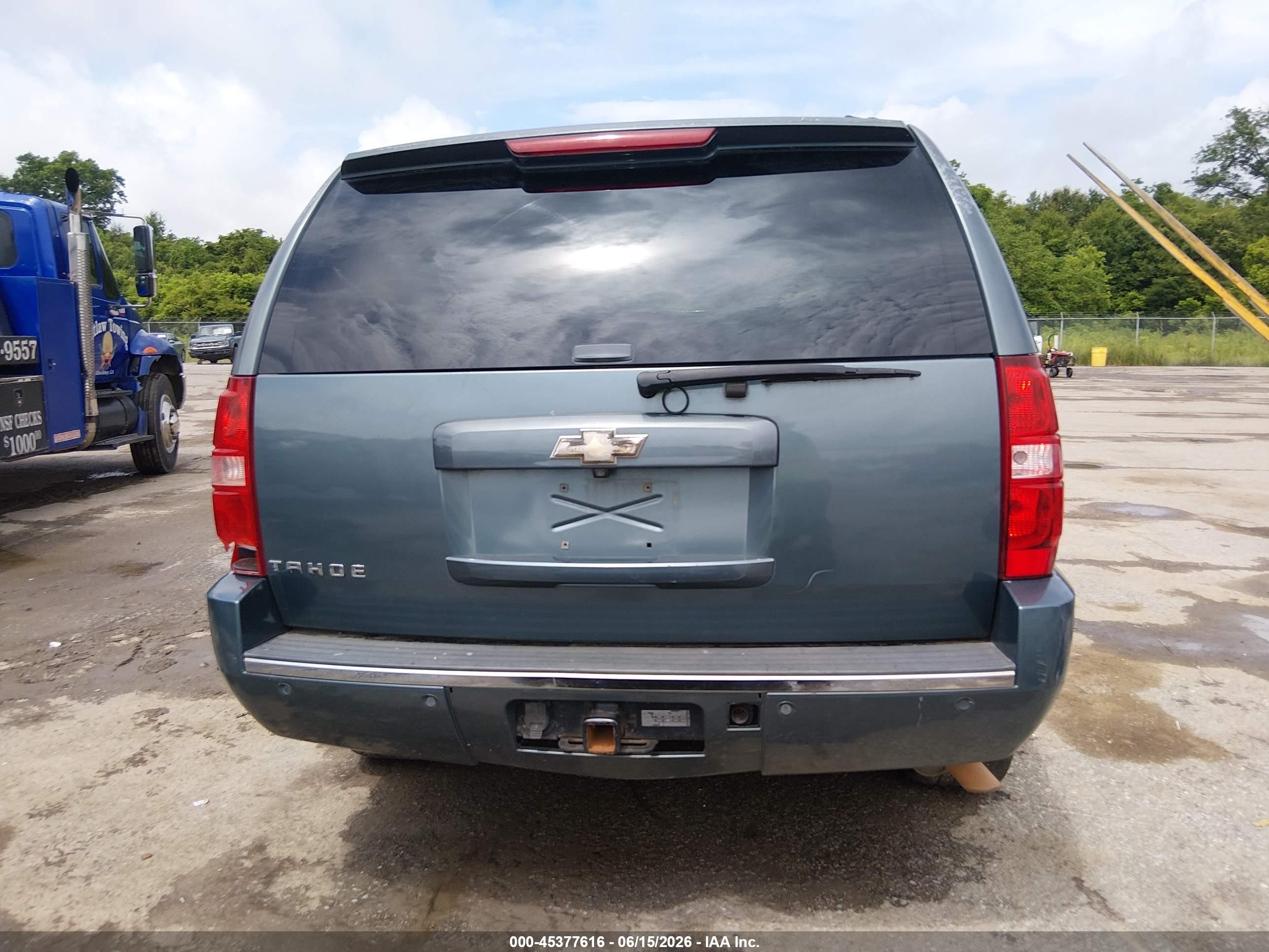 2009 Chevrolet Tahoe Ltz Синий vin: 1GNFC33J59R176419