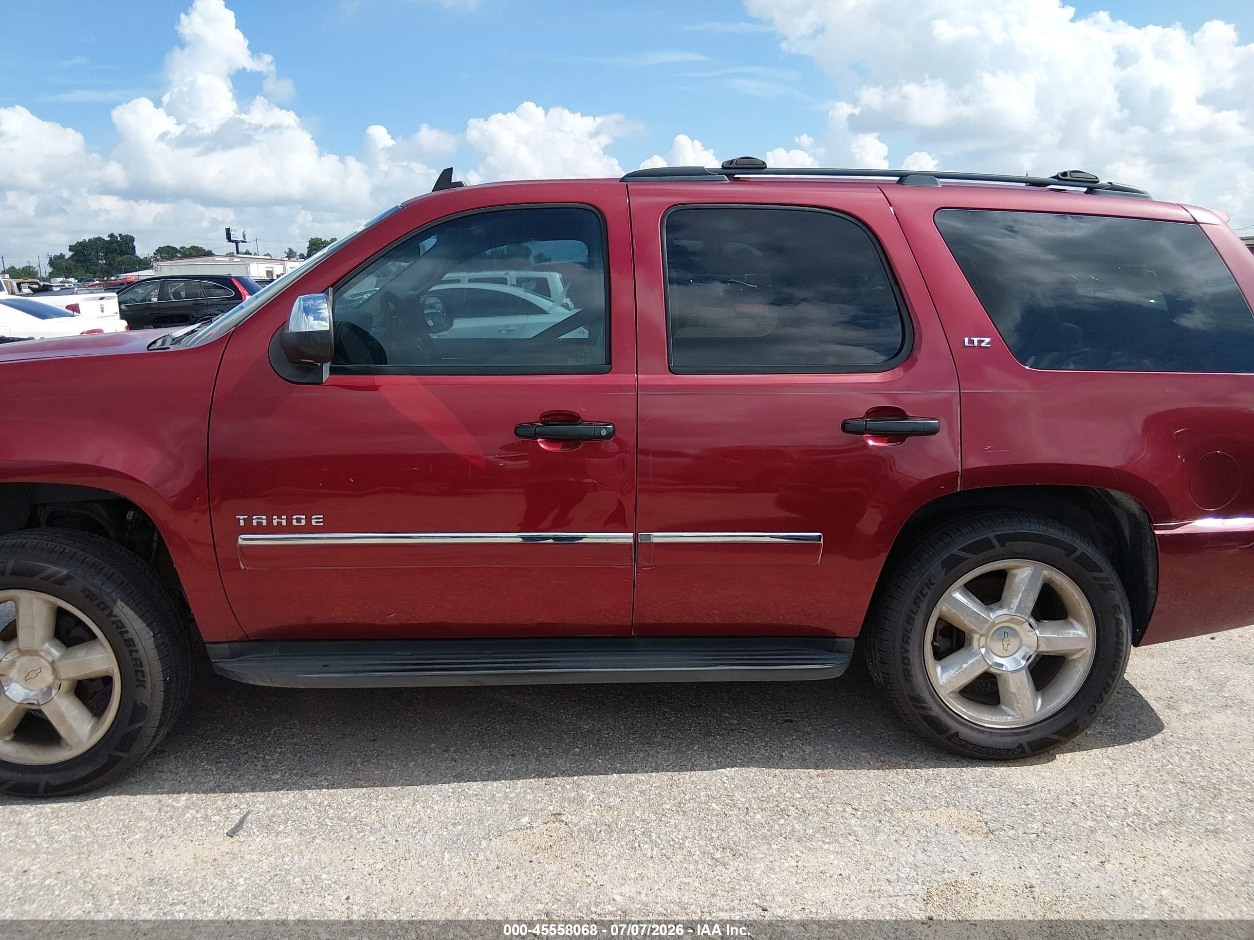 2009 Chevrolet Tahoe Ltz Red vin: 1GNFC33J99R301051