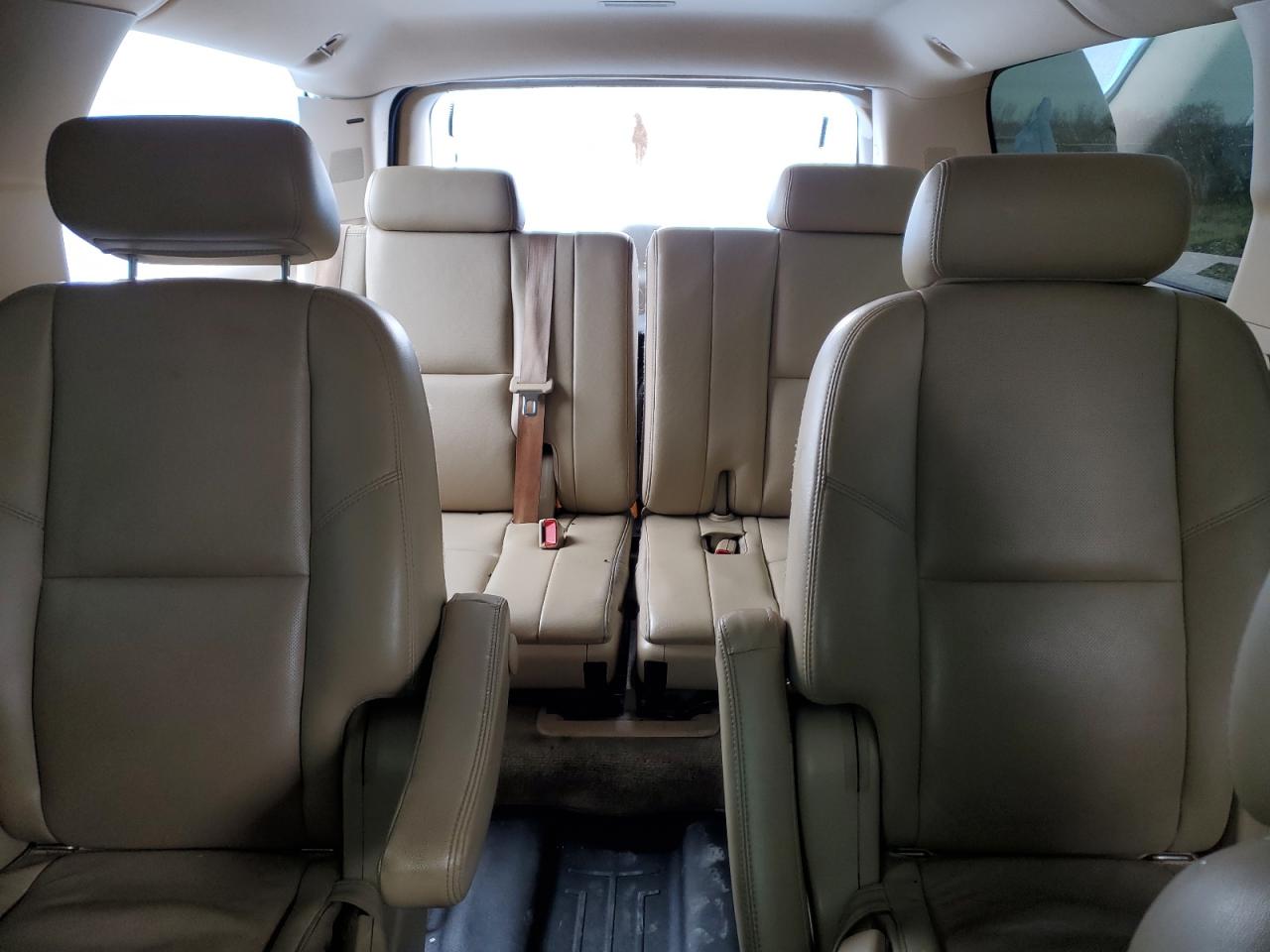 2009 Chevrolet Suburban C1500 Ltz Черный vin: 1GNFC36019R276892