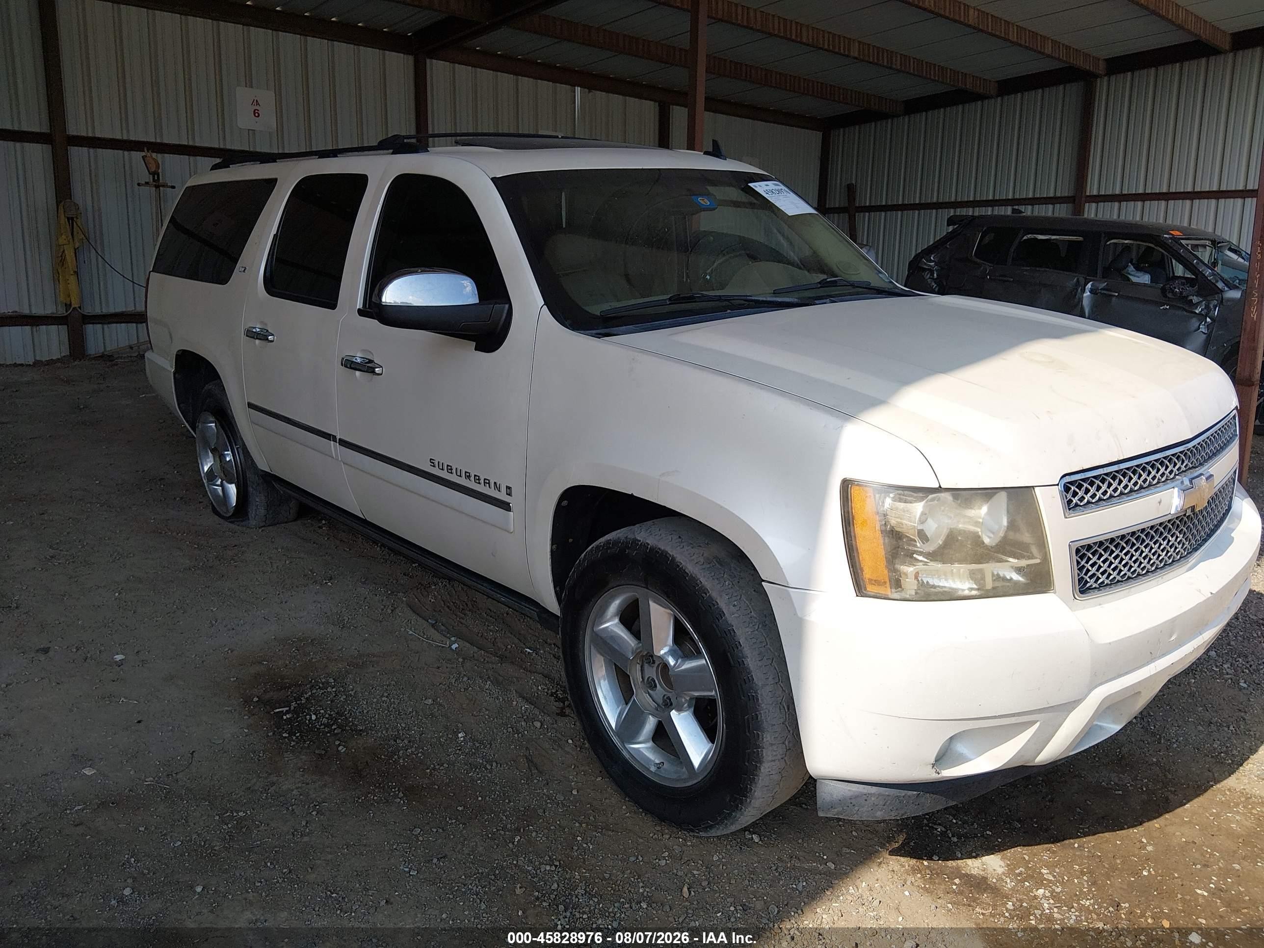2009 Chevrolet Suburban 1500 Ltz White vin: 1GNFC36069R281862