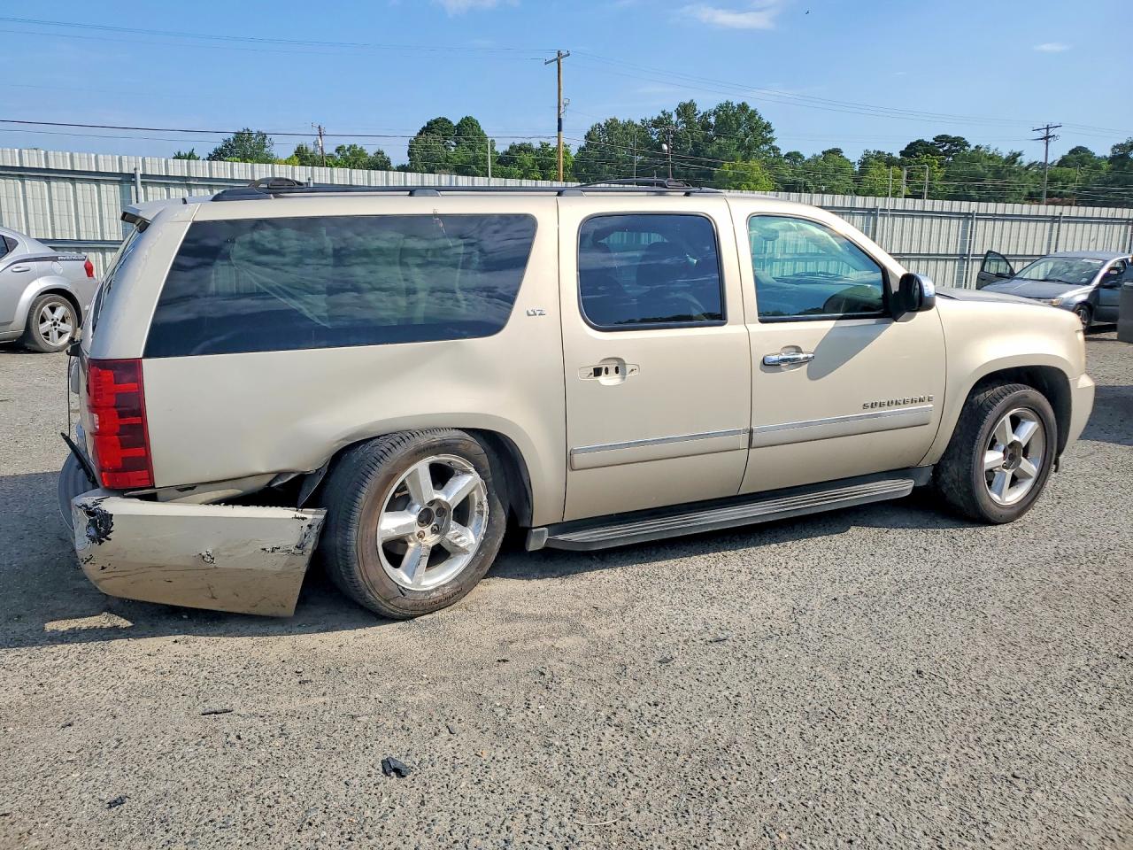 2009 Chevrolet Suburban C1500 Ltz Tan vin: 1GNFC36079R145997