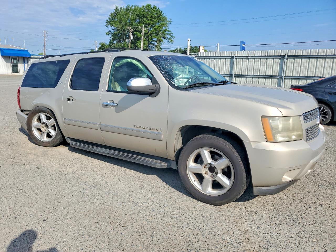 2009 Chevrolet Suburban C1500 Ltz Tan vin: 1GNFC36079R145997