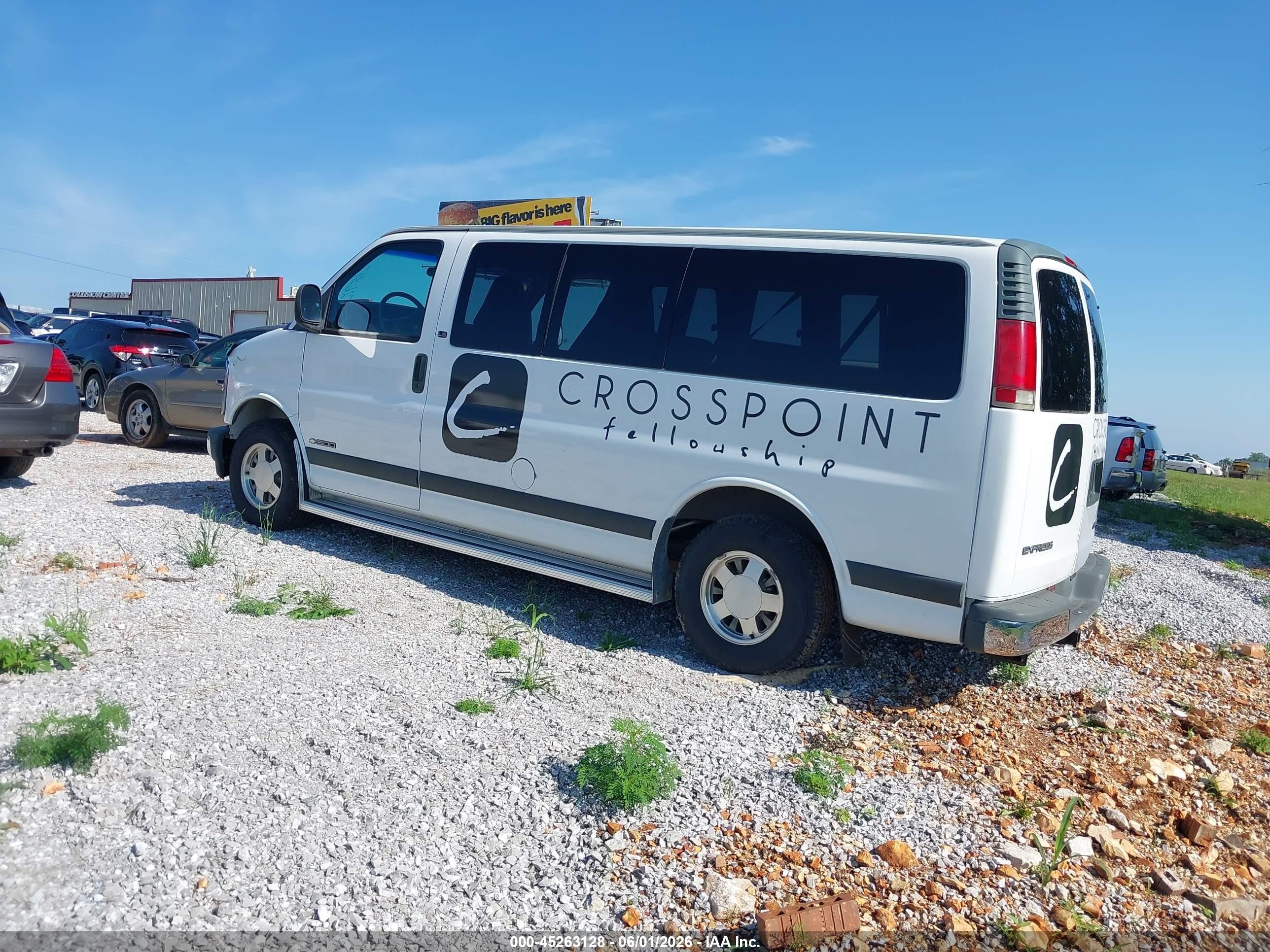 1998 Chevrolet Express   White vin: 1GNFG15R3W1057757